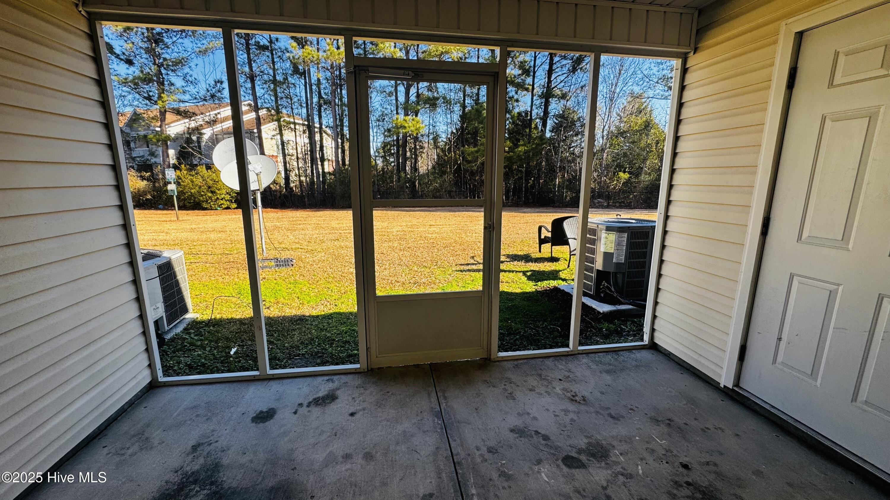 100544681 | Photo 21