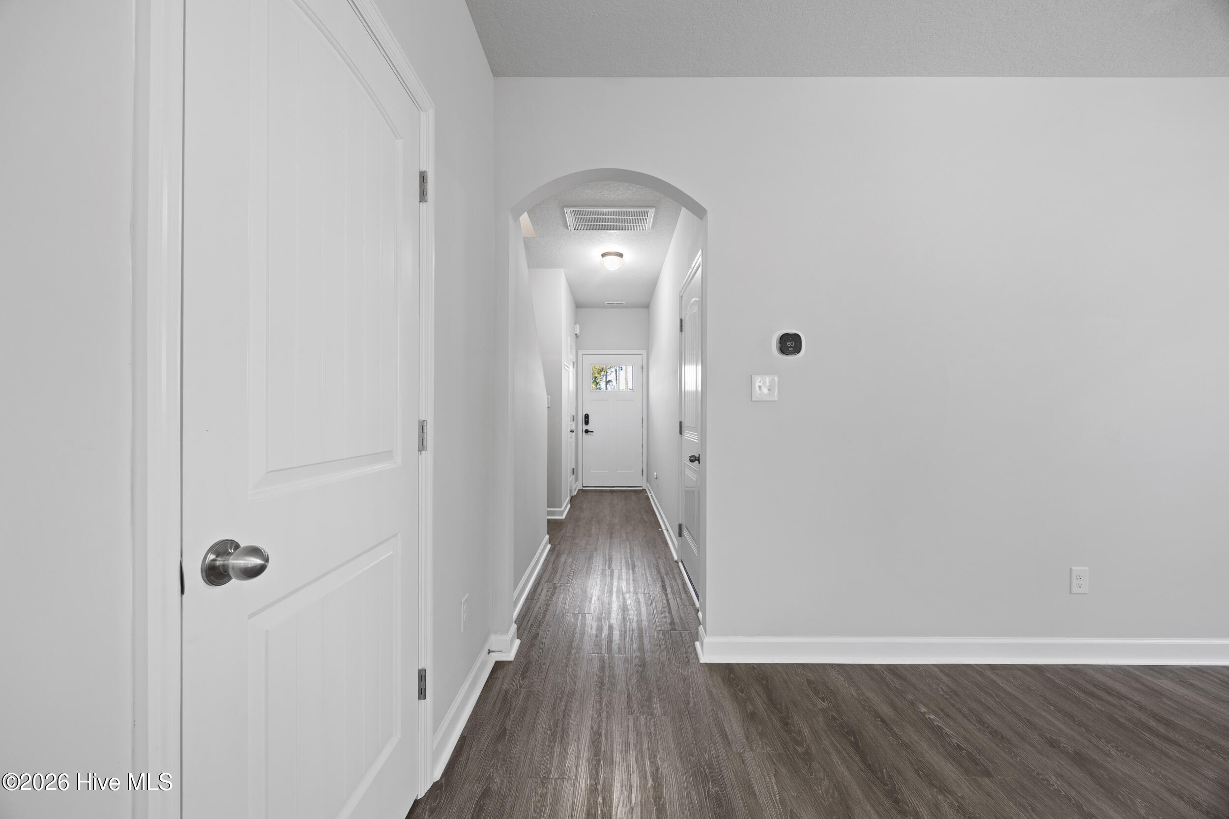 100557610 | Photo 21