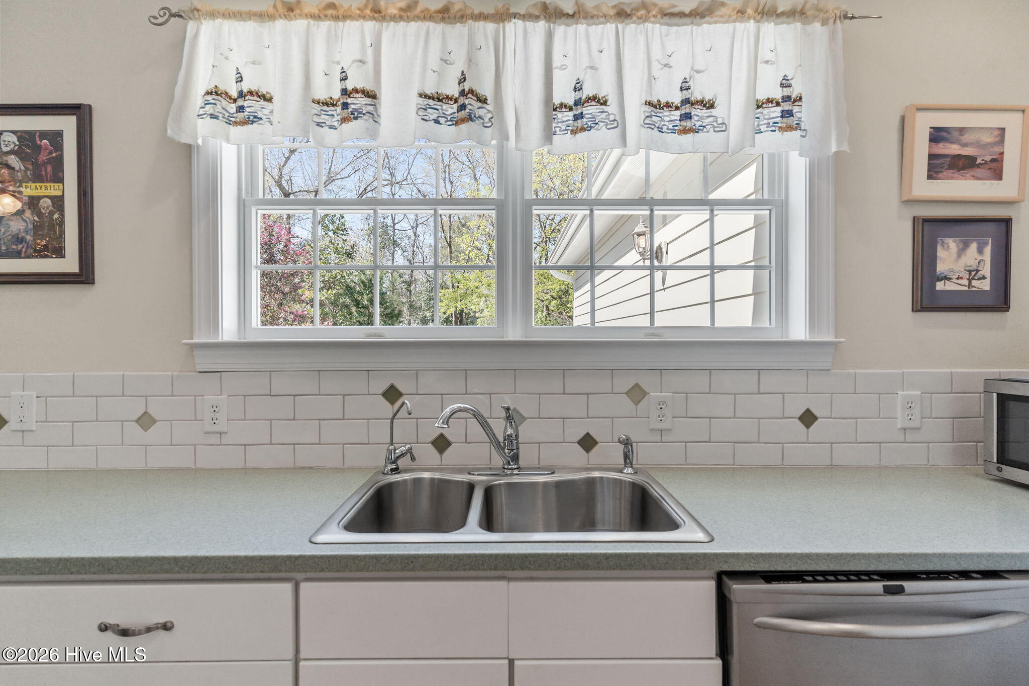 100562124 | Photo 20