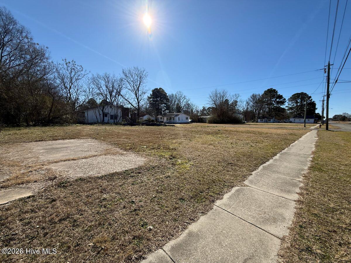 Off Of SE Center Street, Mount Olive, NC, 28365