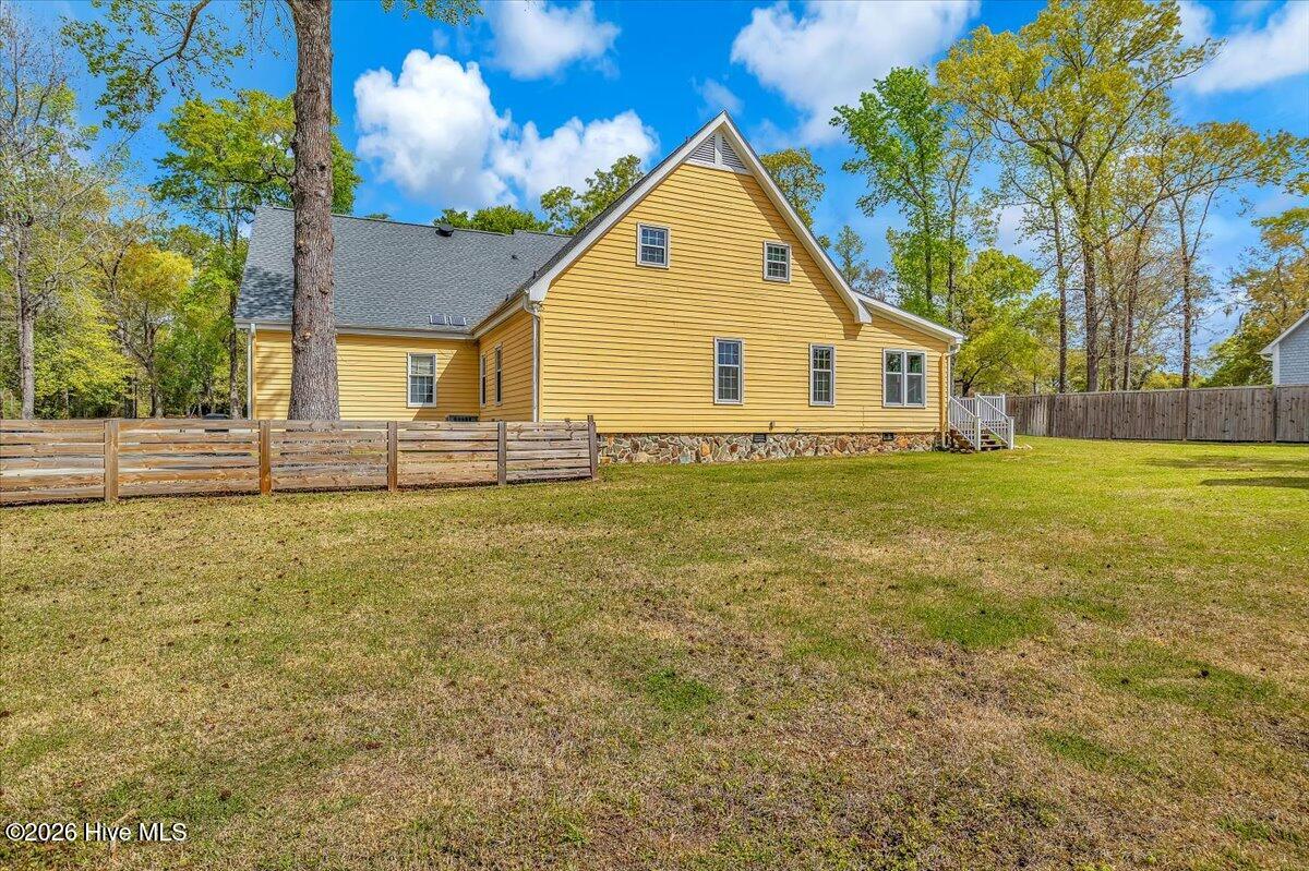 100565591 | Photo 75