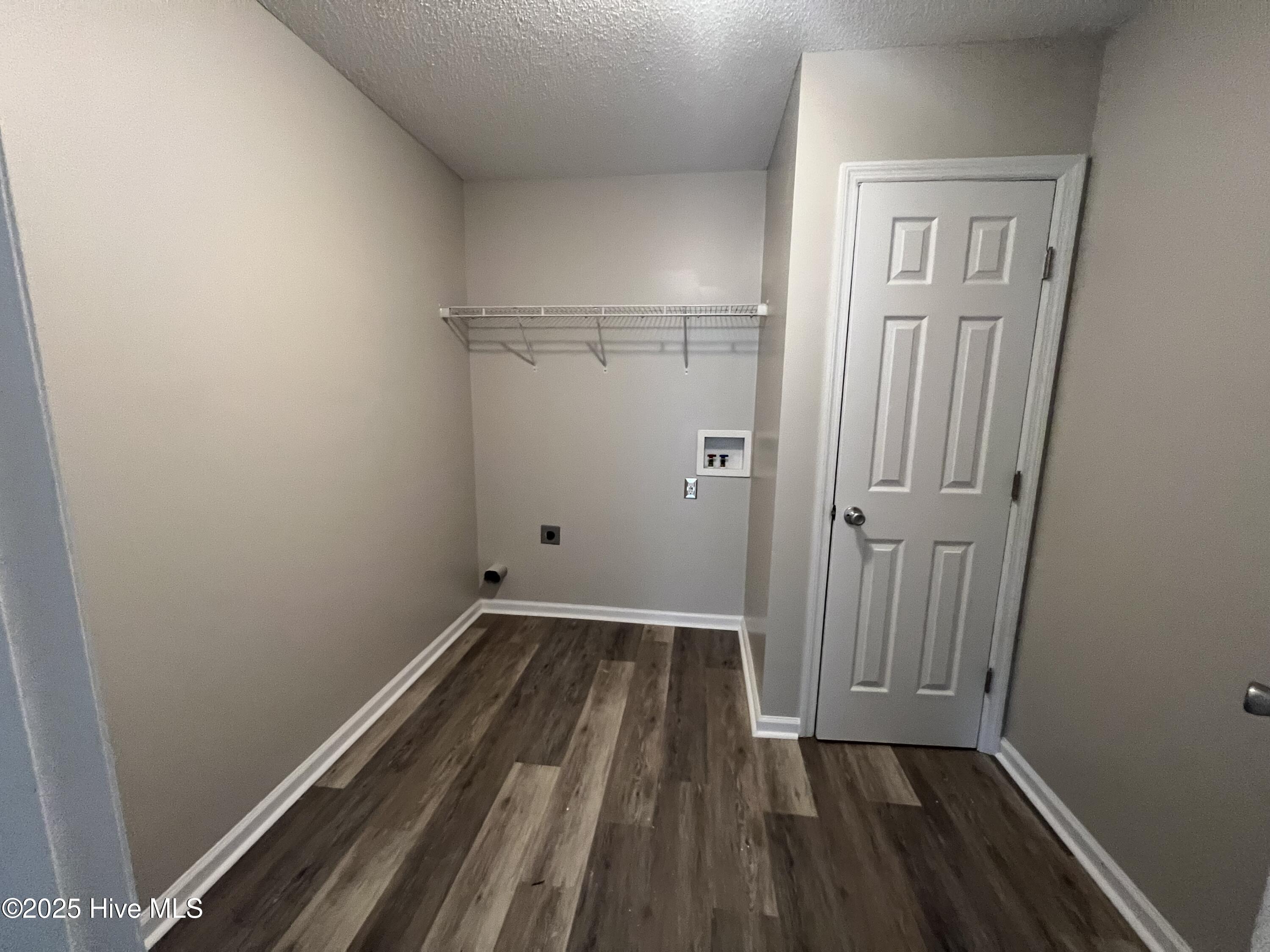 100529464 | Photo 10