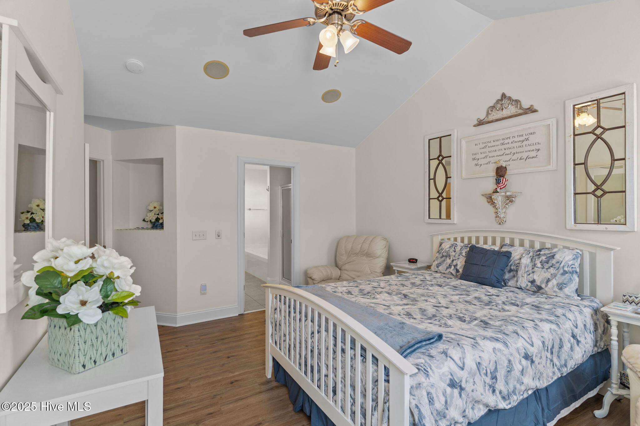 100537939 | Photo 31