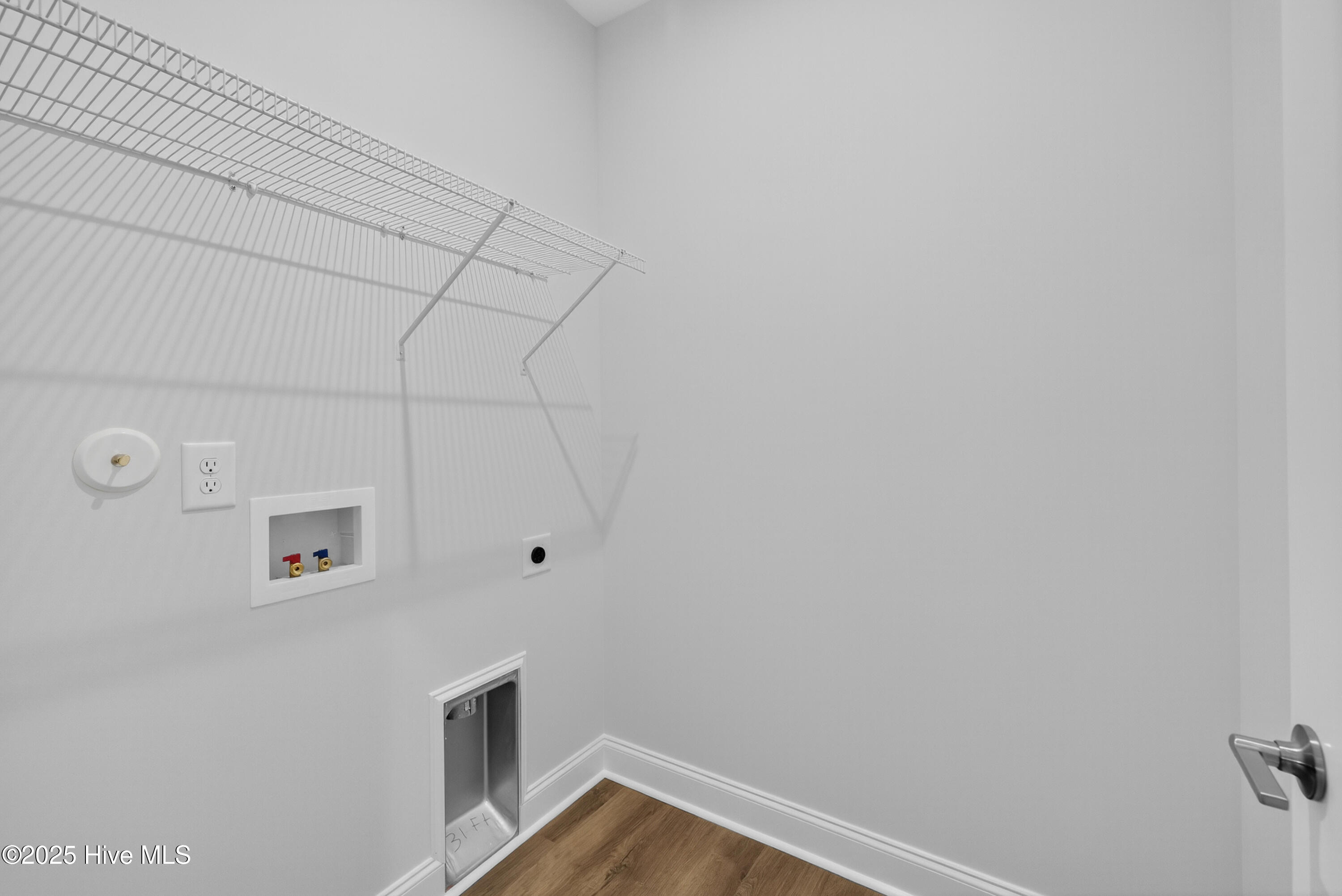 100544174 | Photo 21