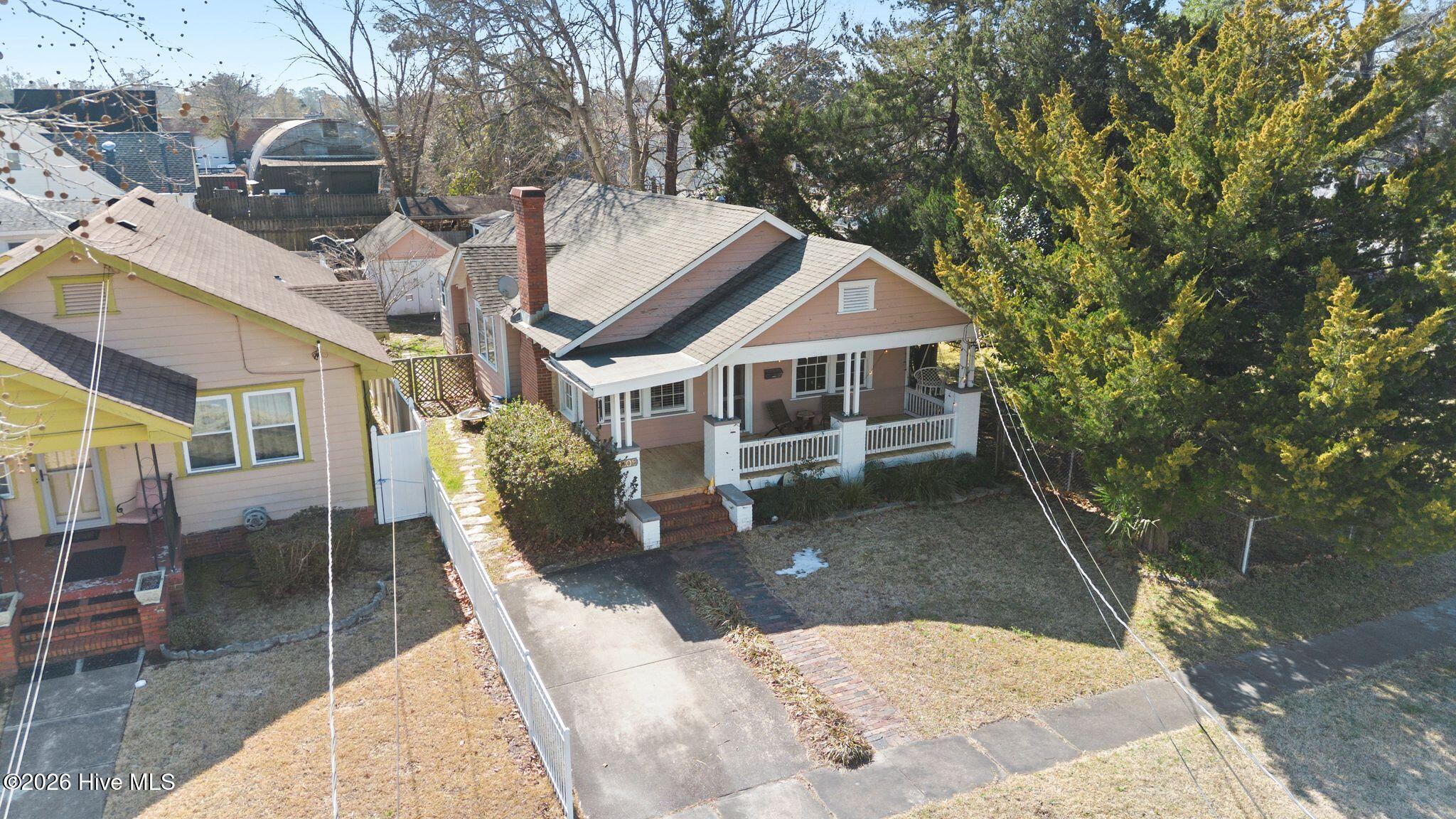 100554931 | Photo 48