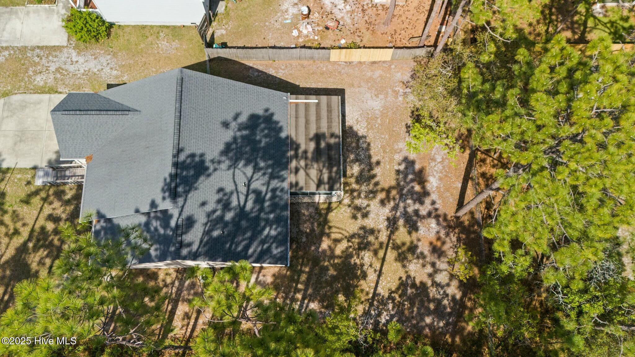 100503089 | Photo 20