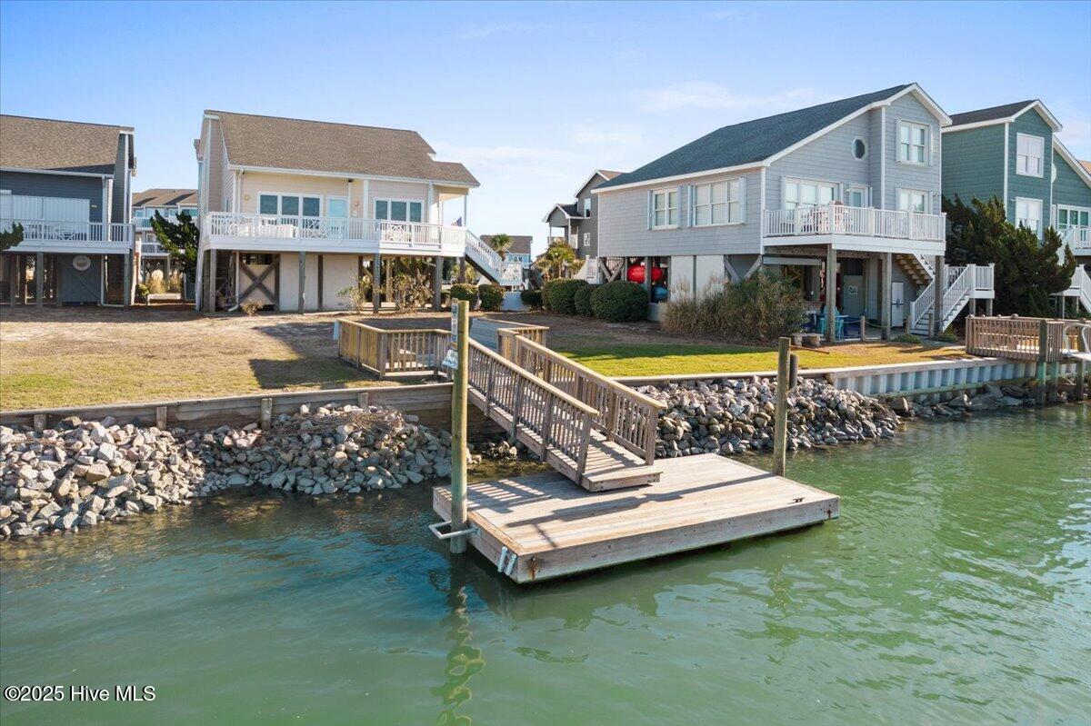 100515123 | Photo 51