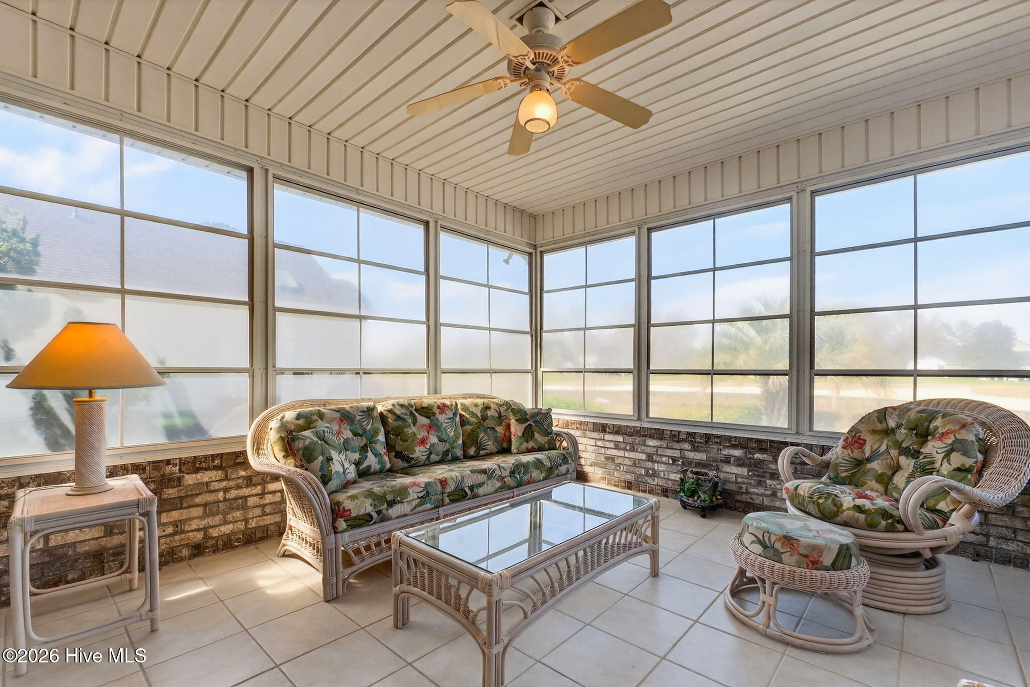 100557579 | Photo 37