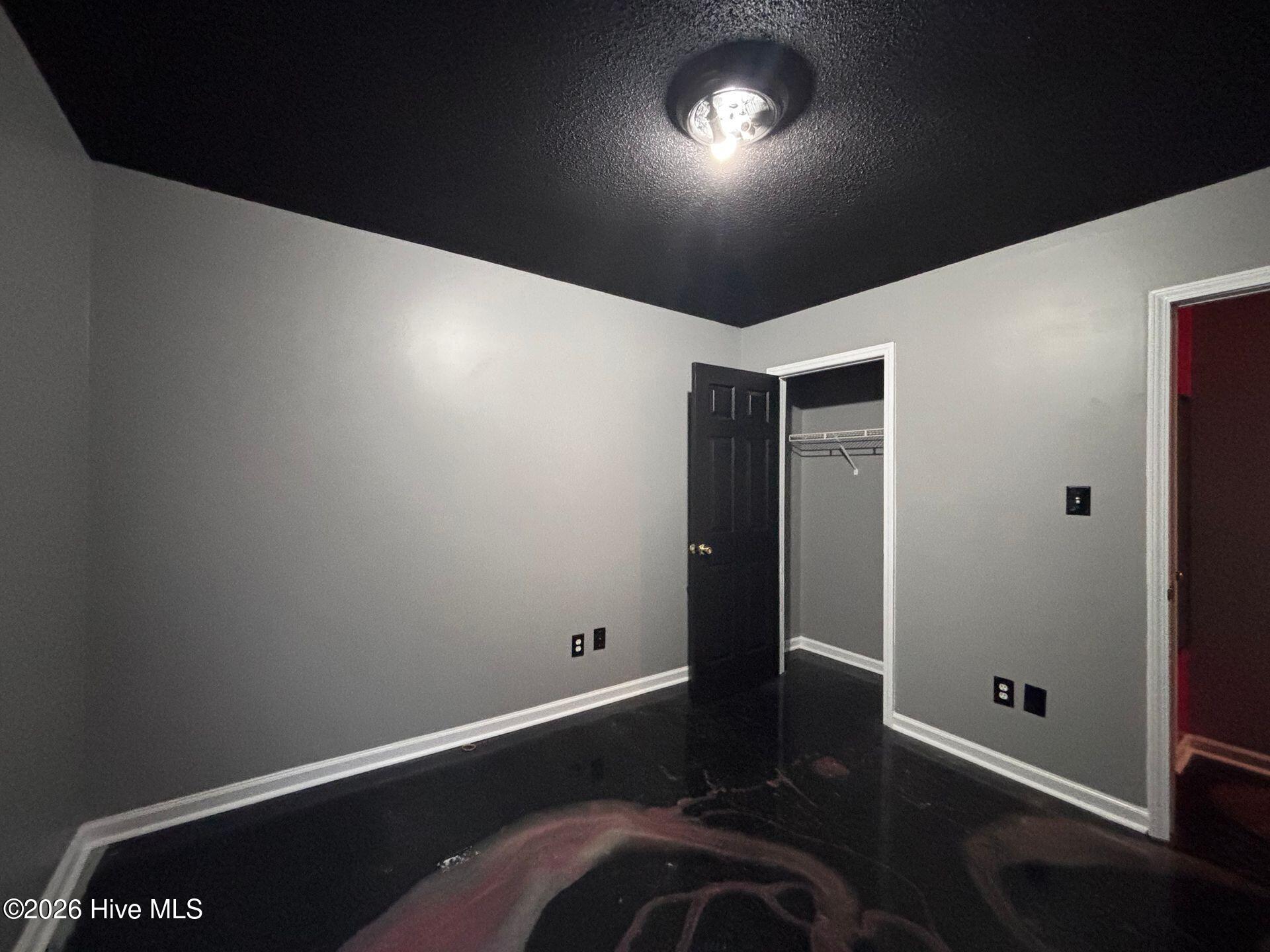 100555707 | Photo 17