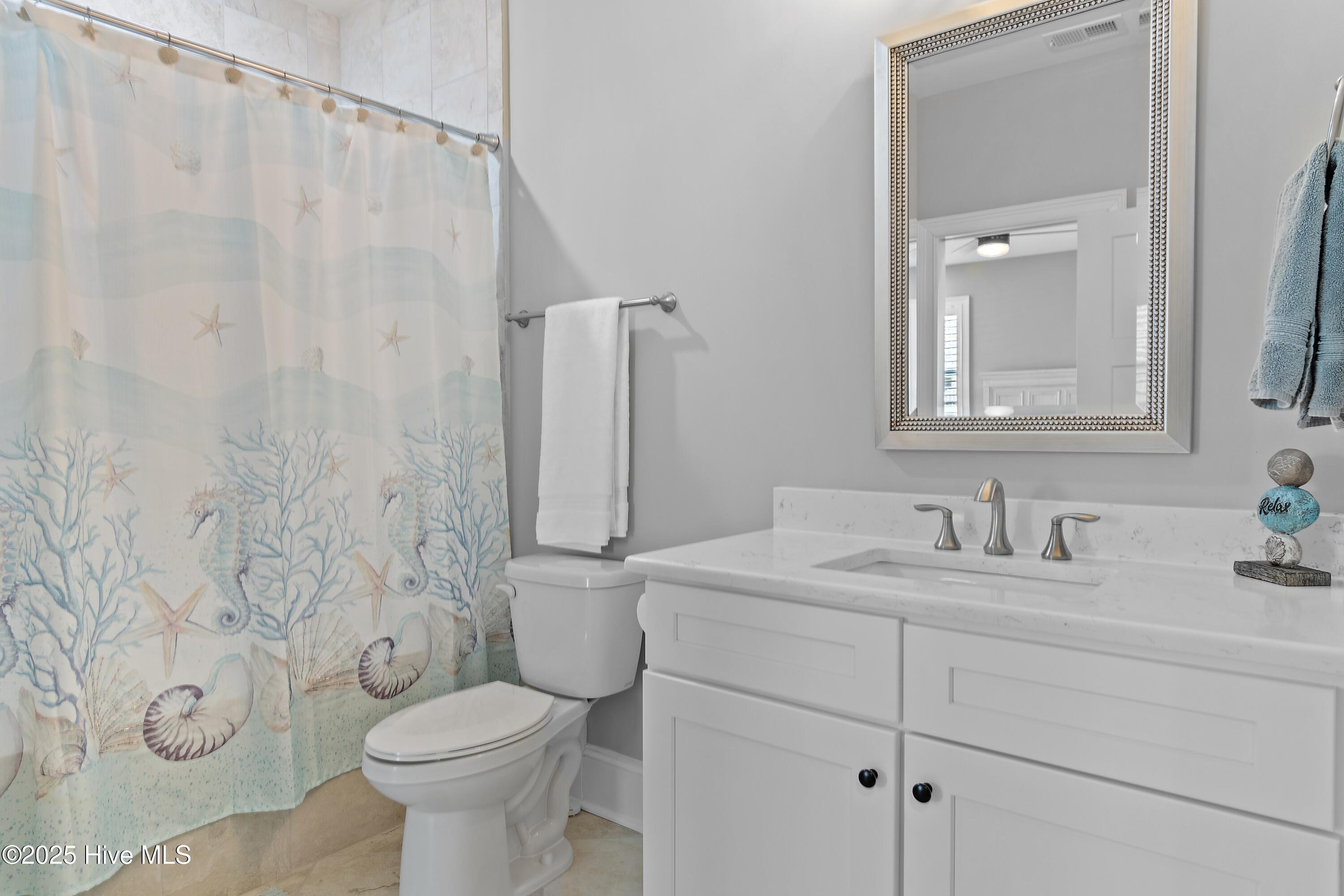 100551206 | Photo 44