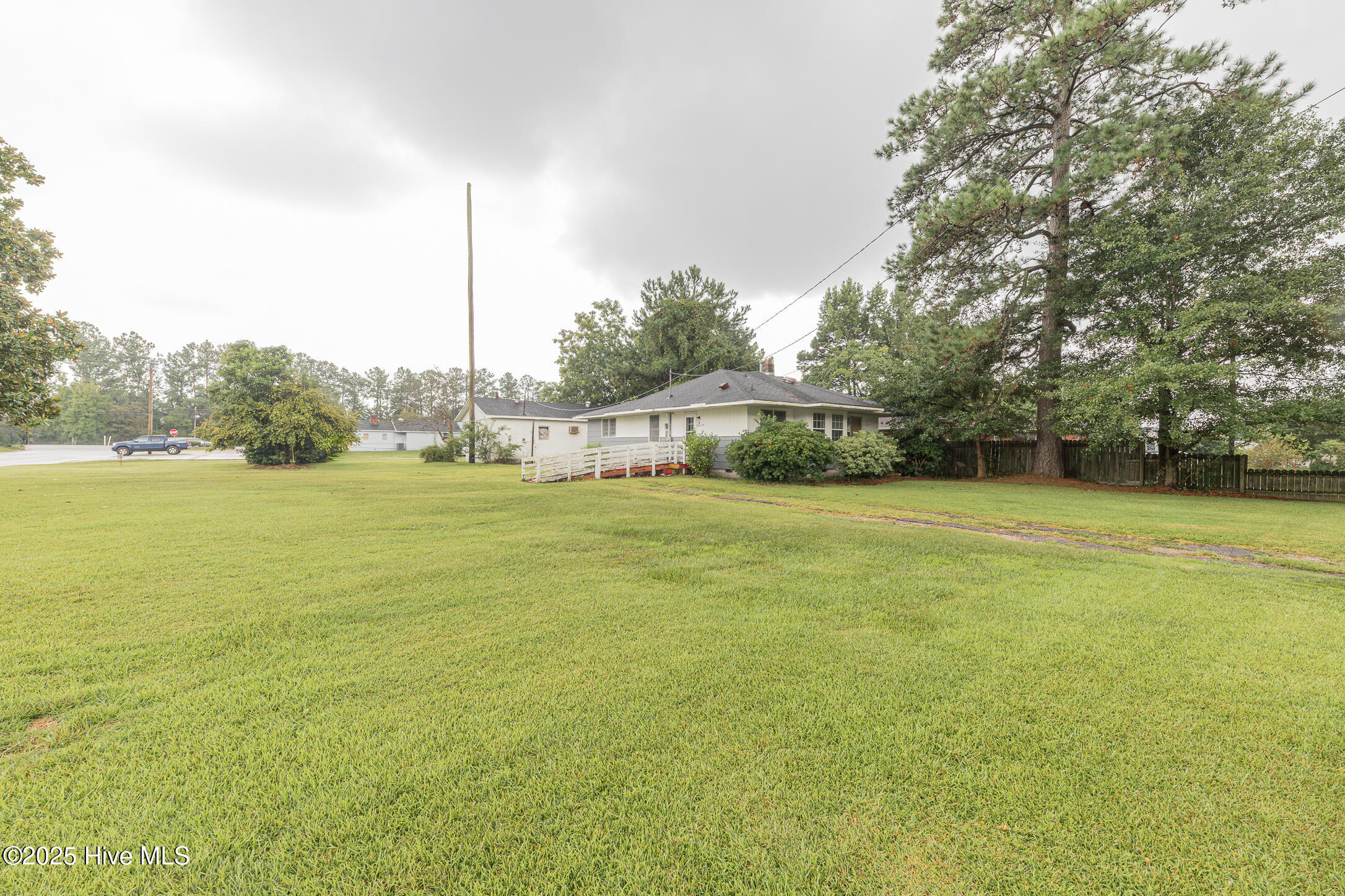 100523491 | Photo 48