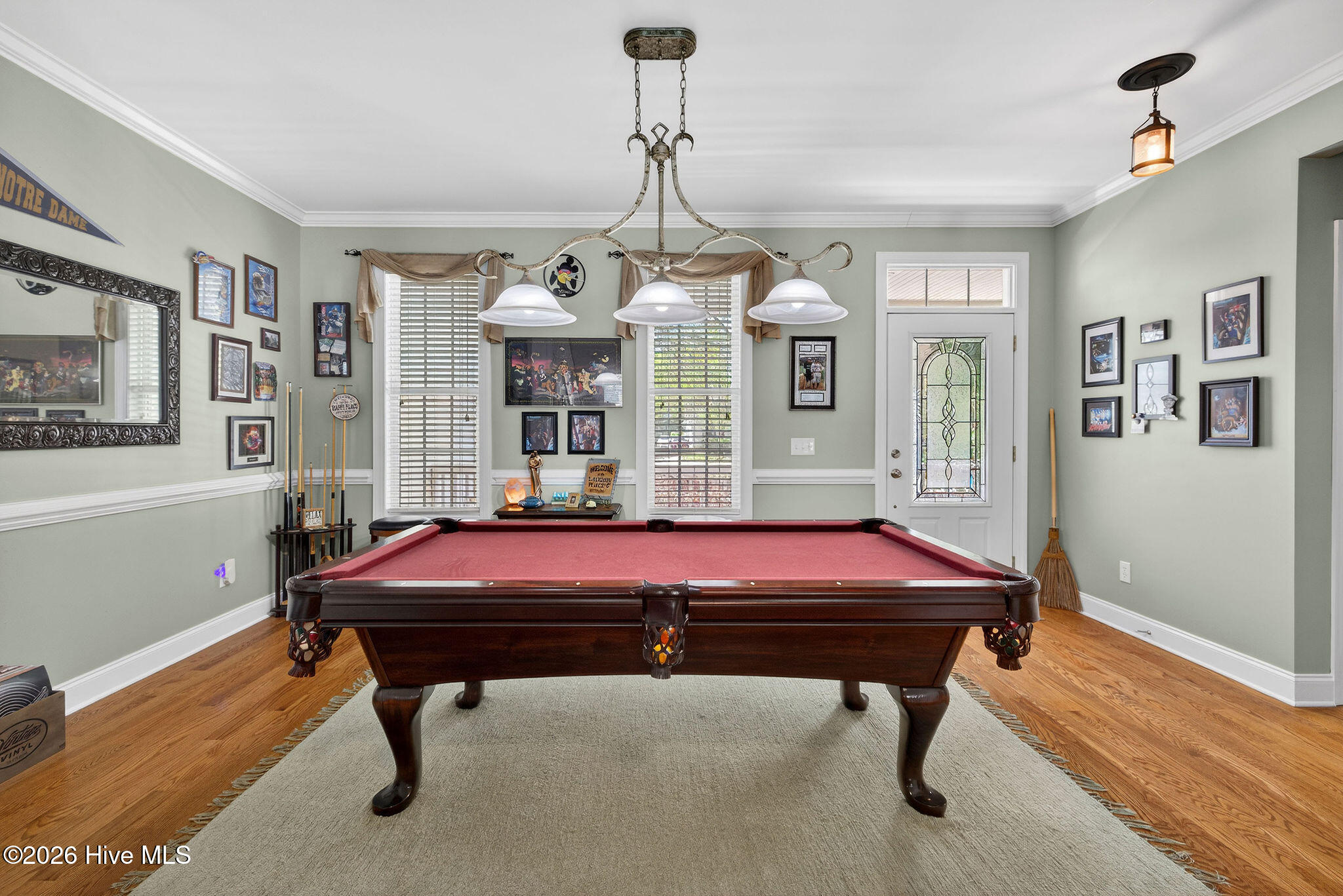 100568034 | Photo 27