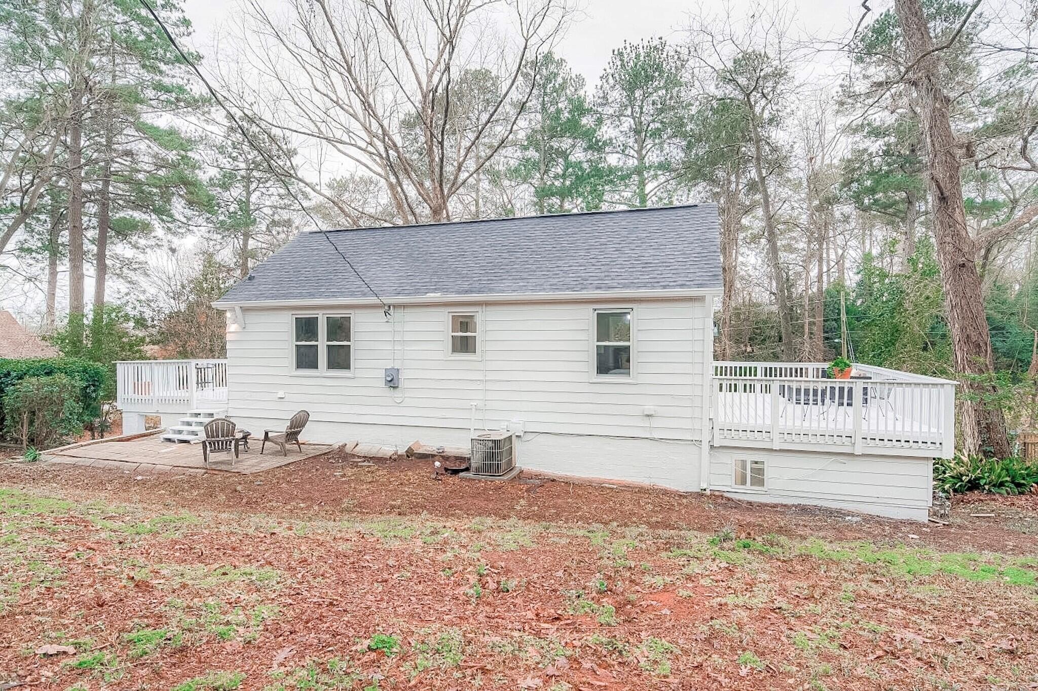 2303 Laurel Lane