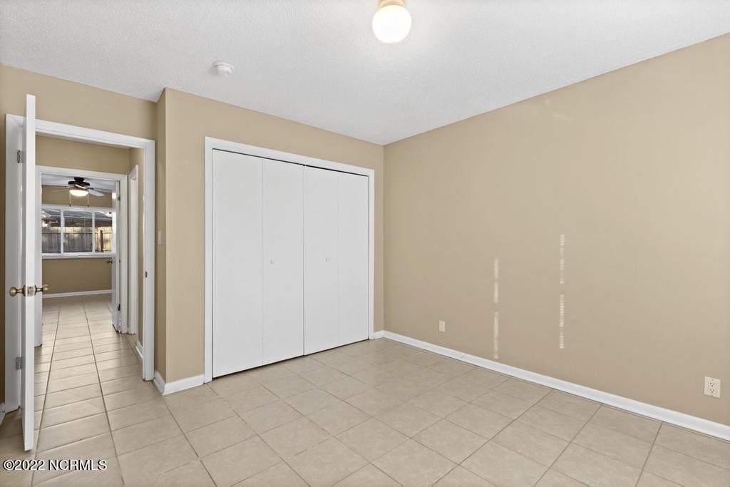 100560760 | Photo 11