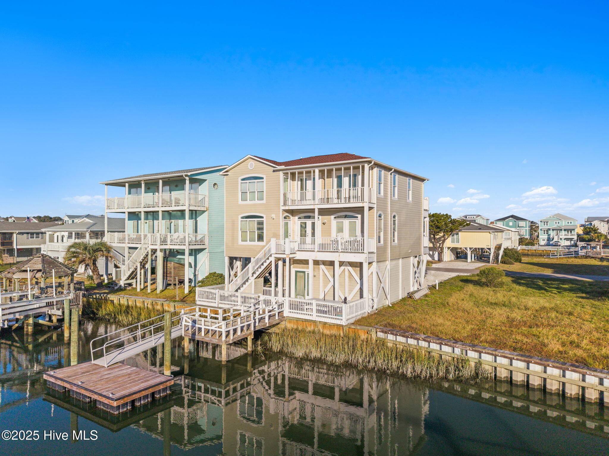 100541460 | Photo 58