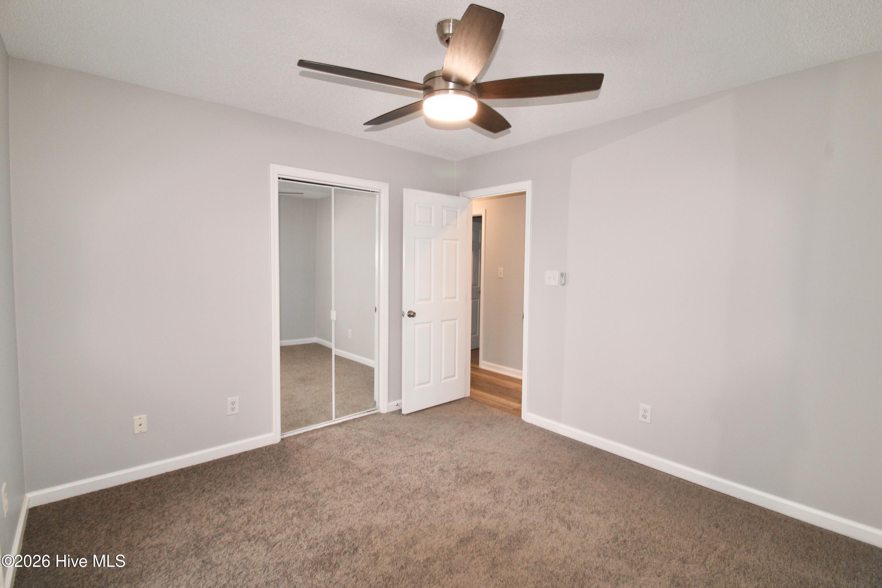 100555902 | Photo 10