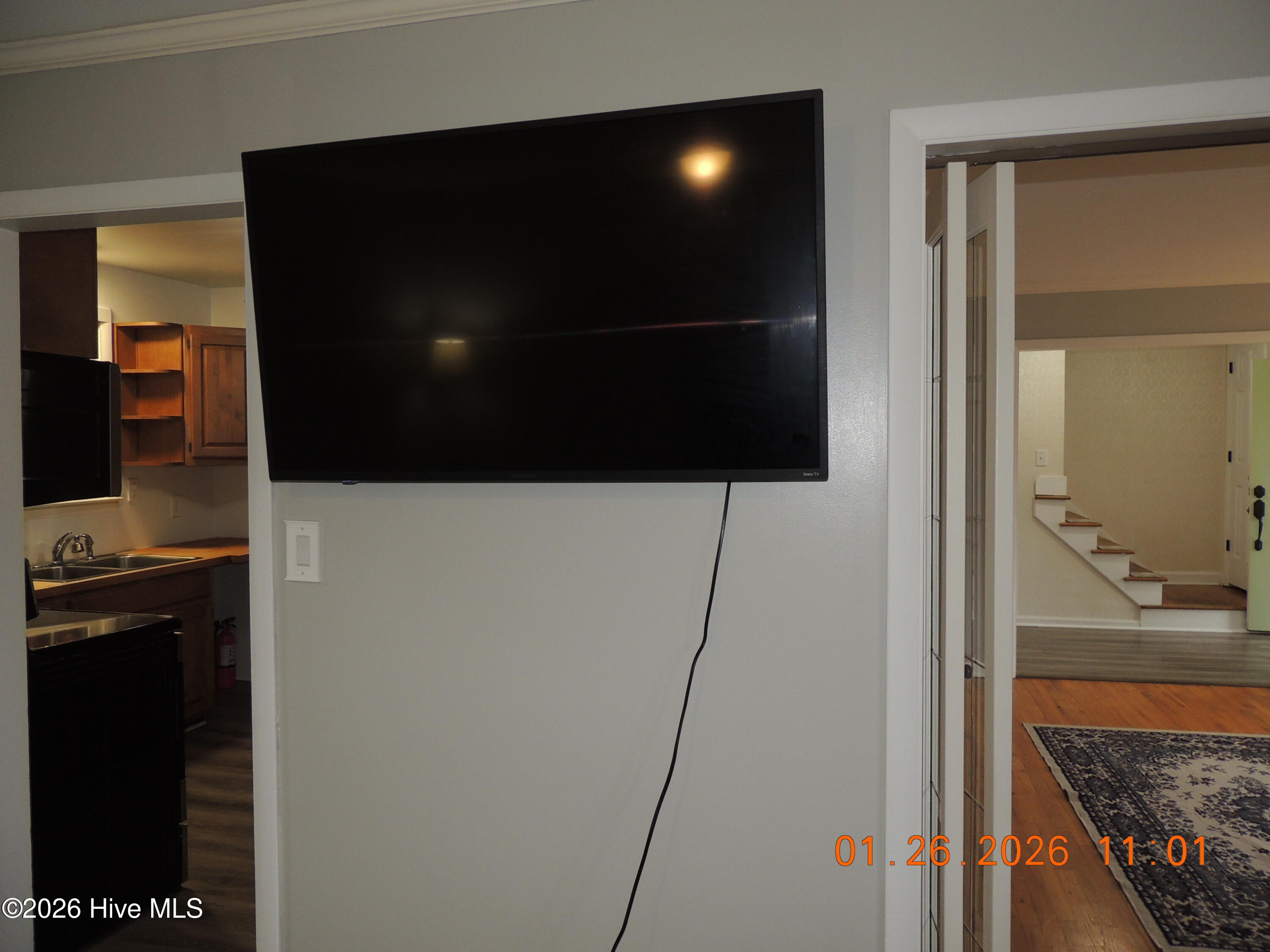 100551473 | Photo 15