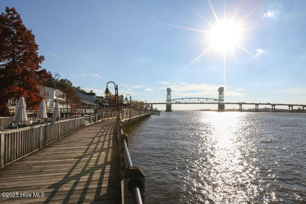 100544727 | Photo 43