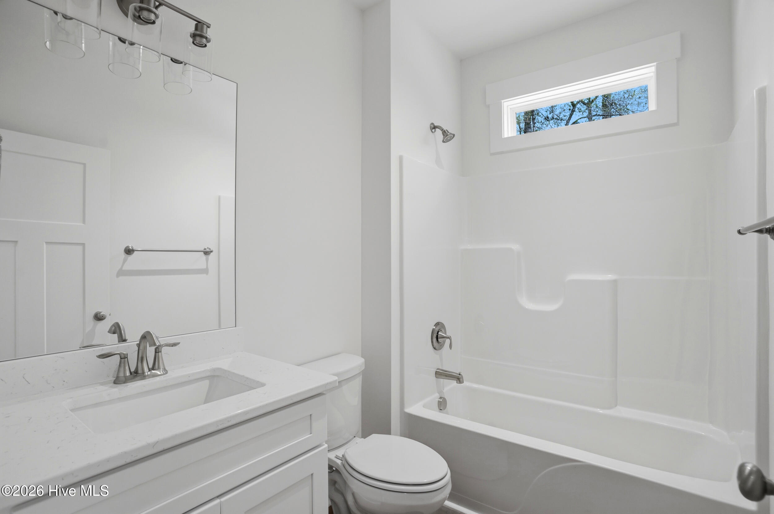 100556928 | Photo 31