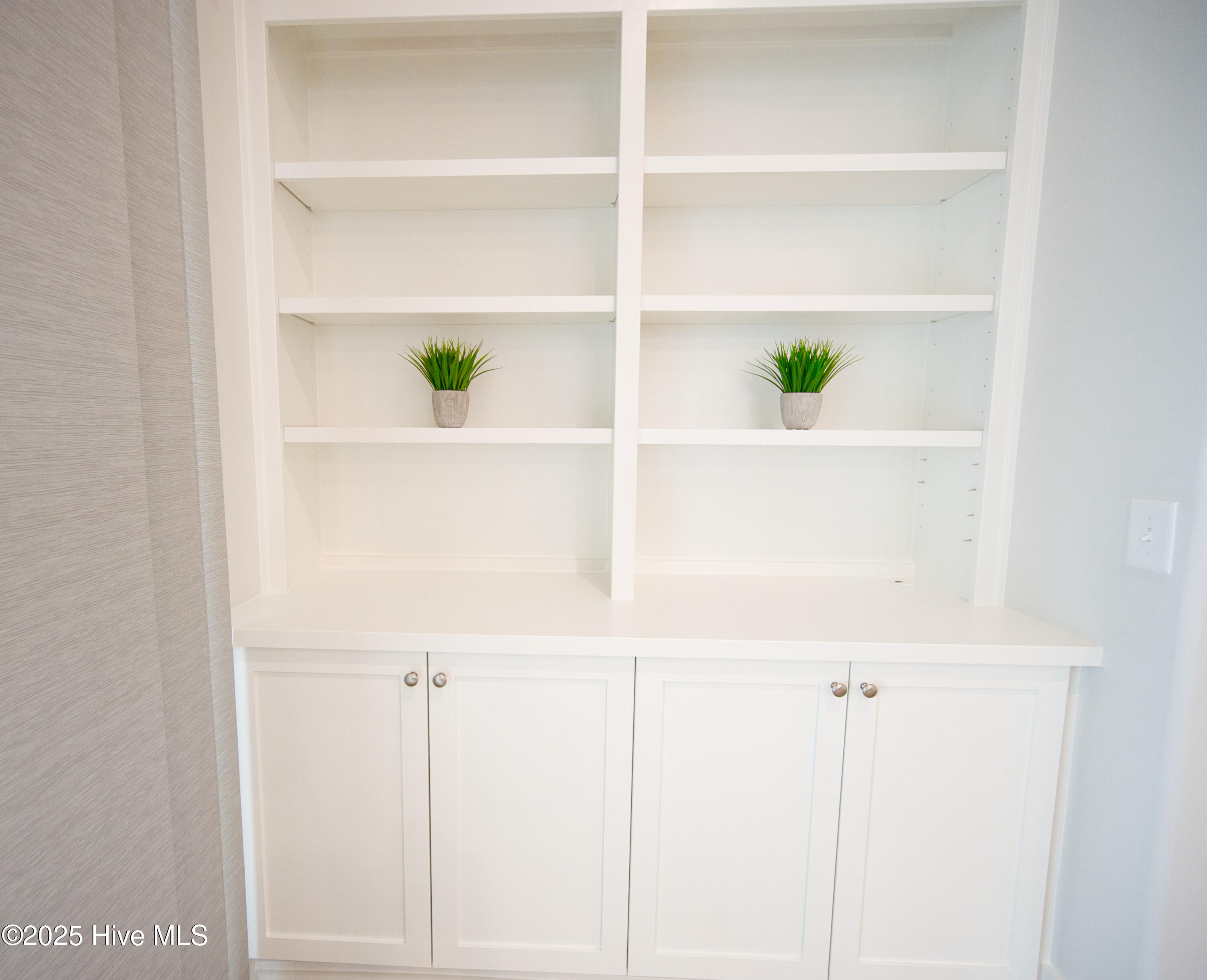 6391 Bryson Drive SW