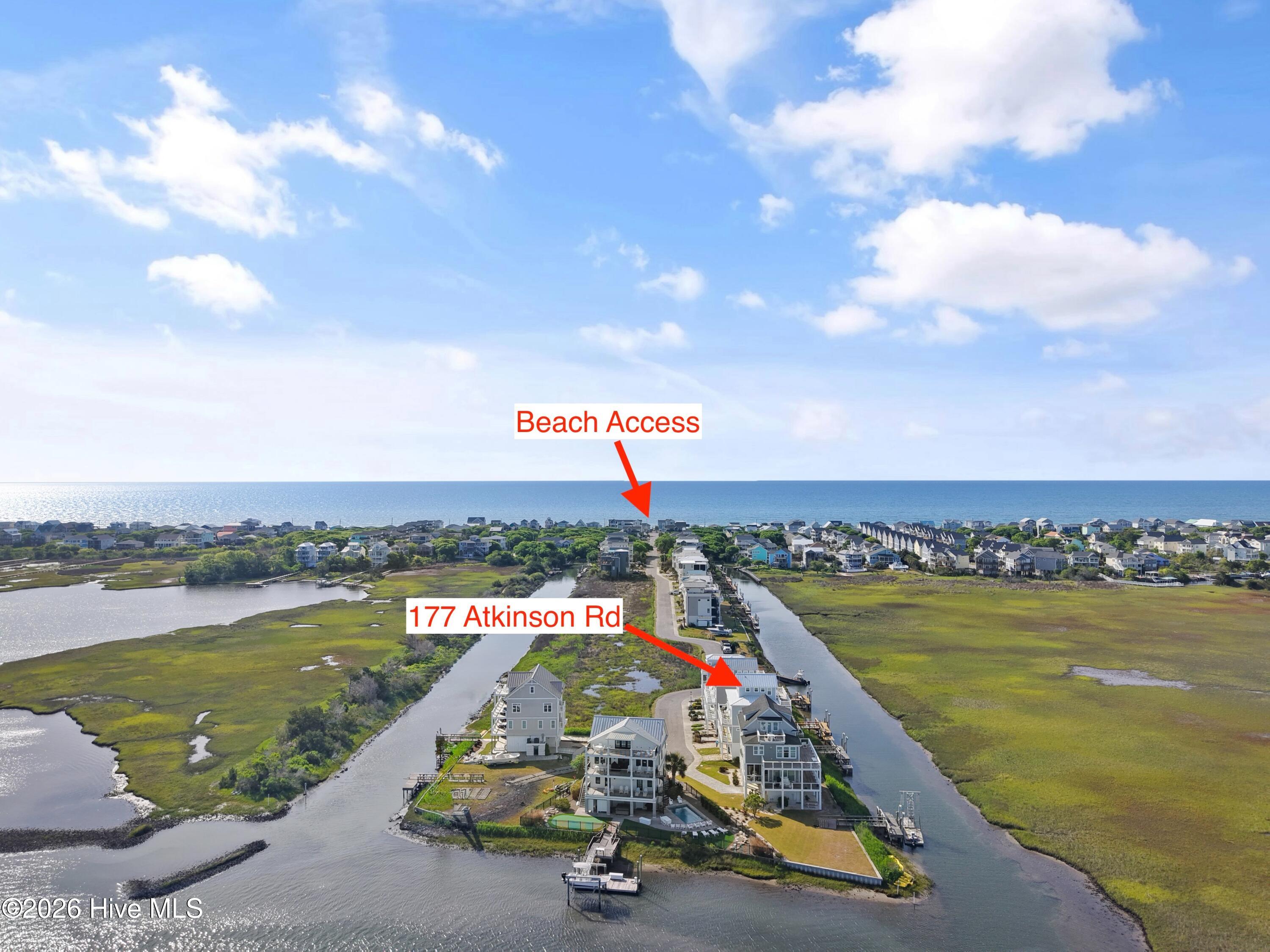 100569393 | Photo 56