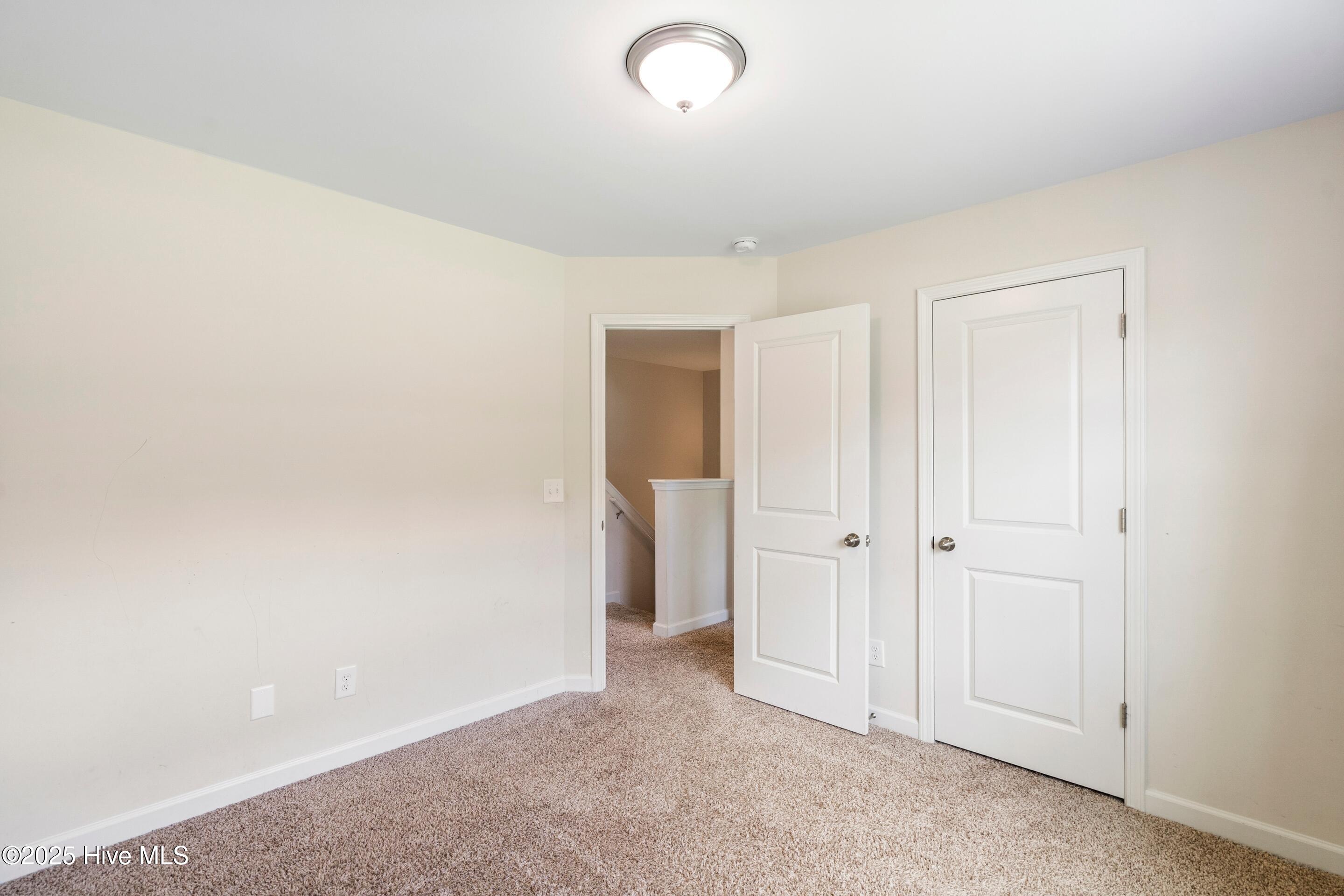 100530674 | Photo 27