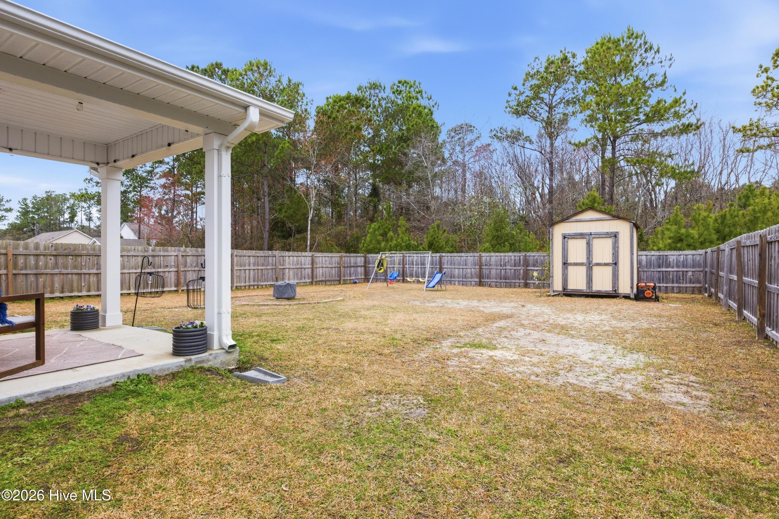 100558075 | Photo 40