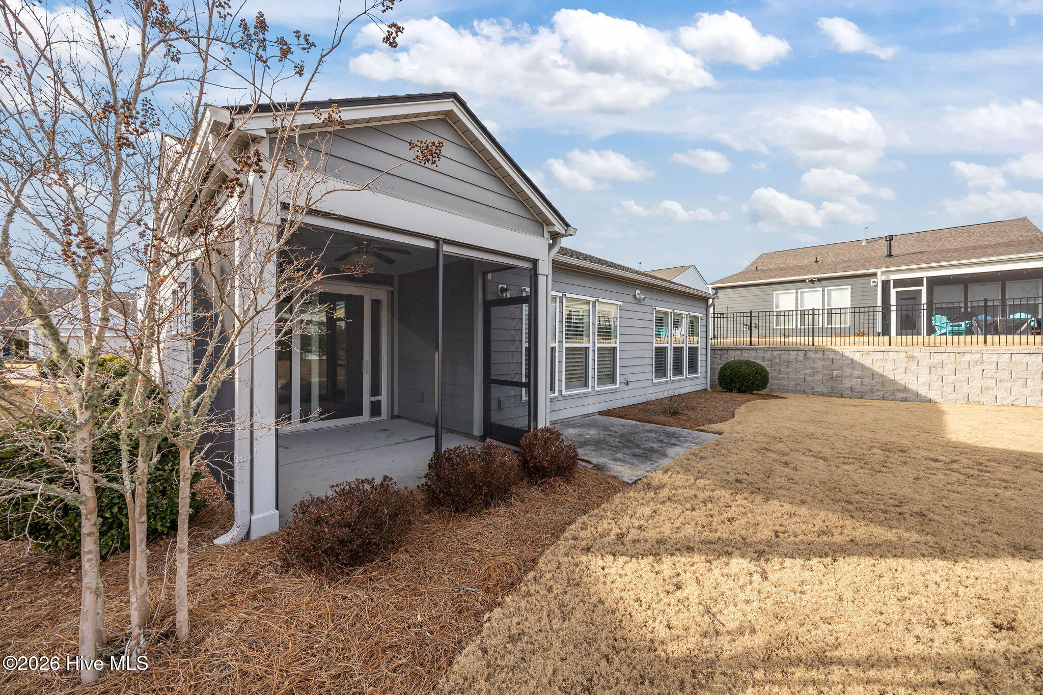 100552007 | Photo 23