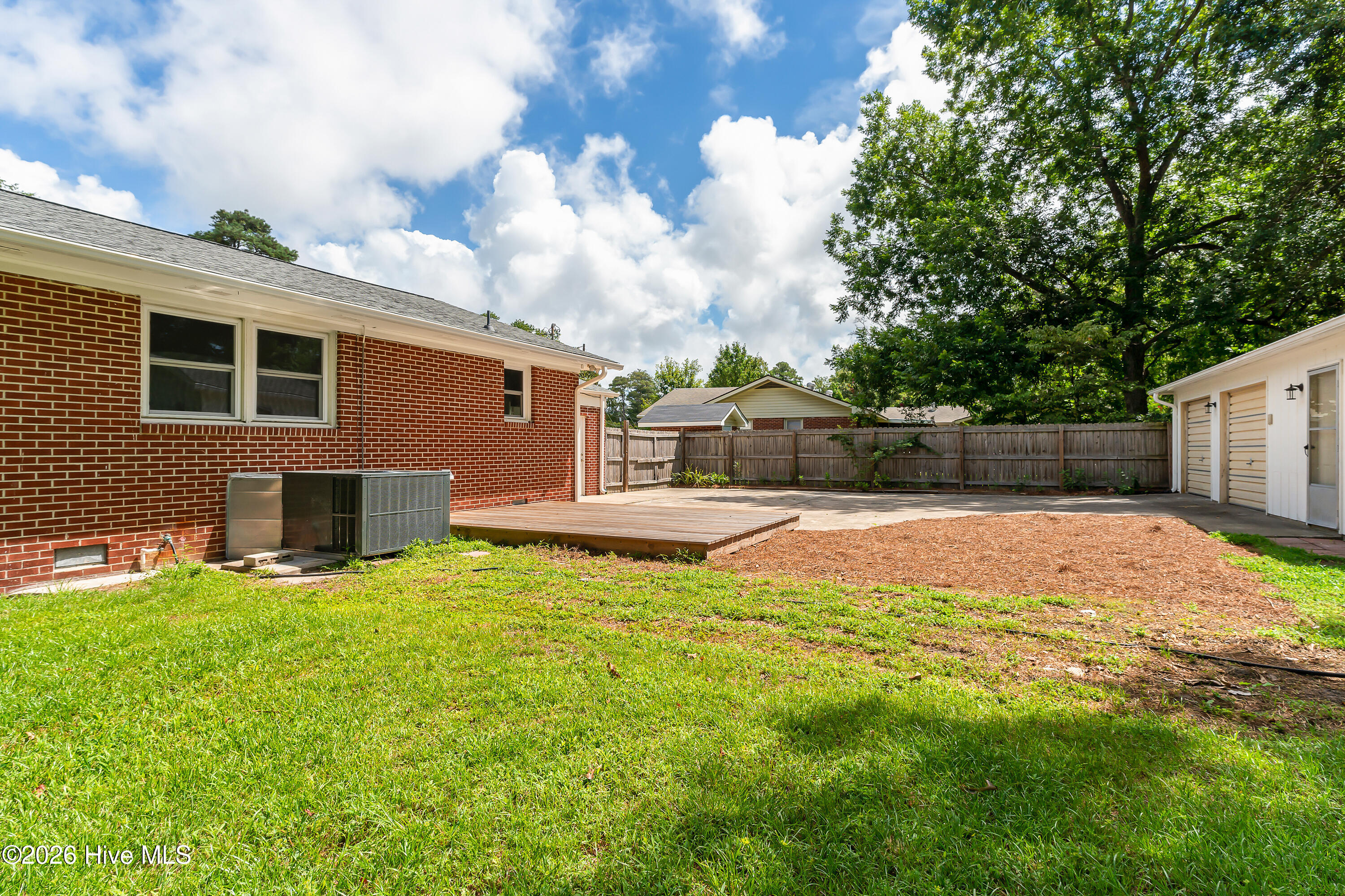 4111 Country Club Road,Morehead City