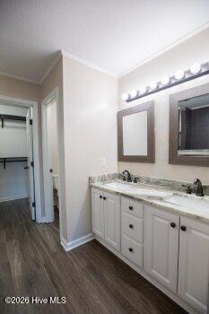 100570025 | Photo 19