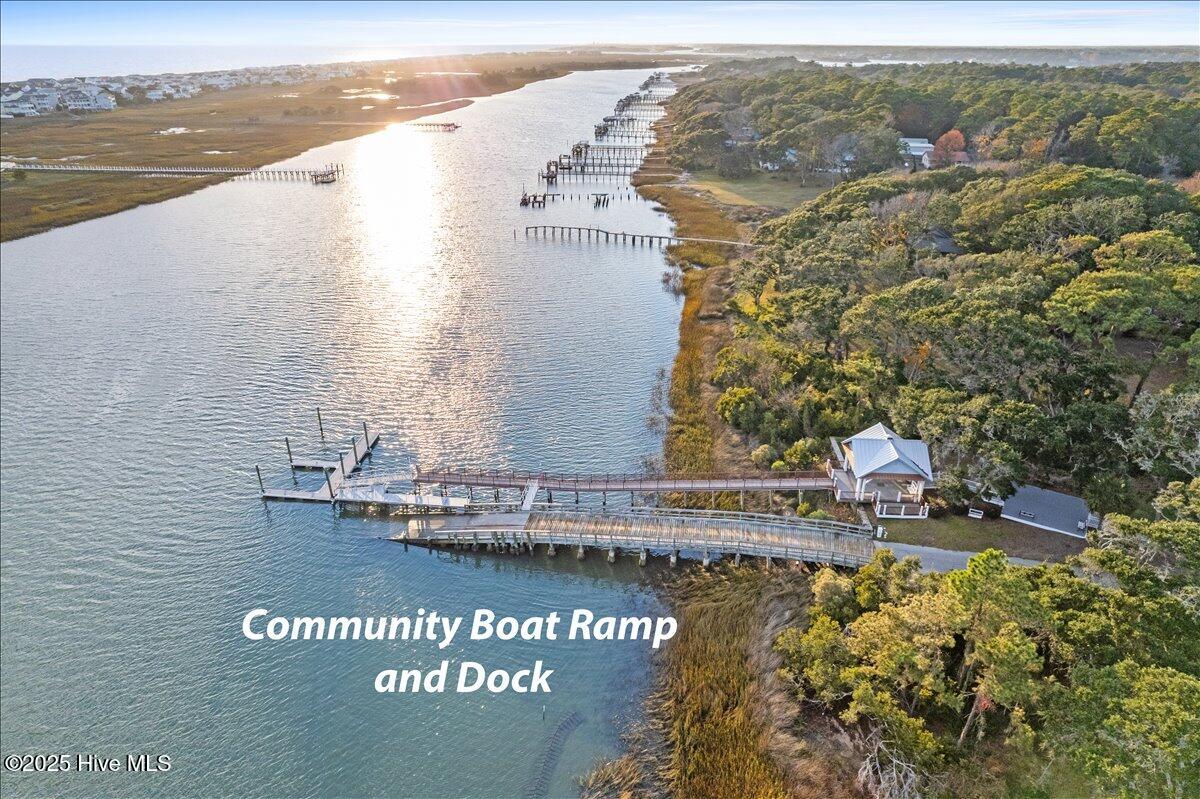 100530504 | Photo 63