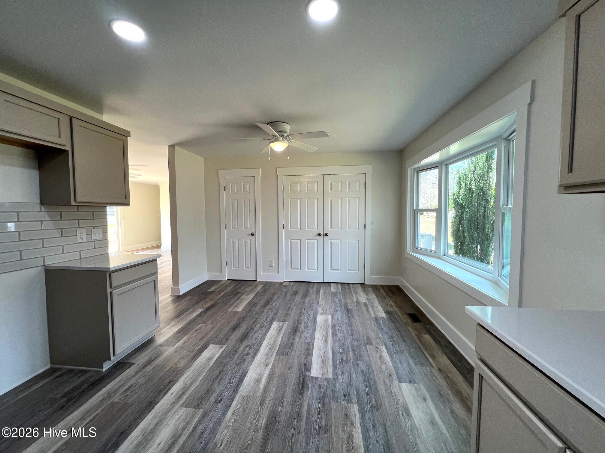 100559659 | Photo 14