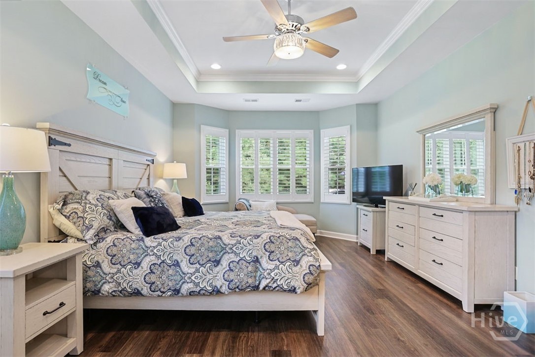 221 Park Chase