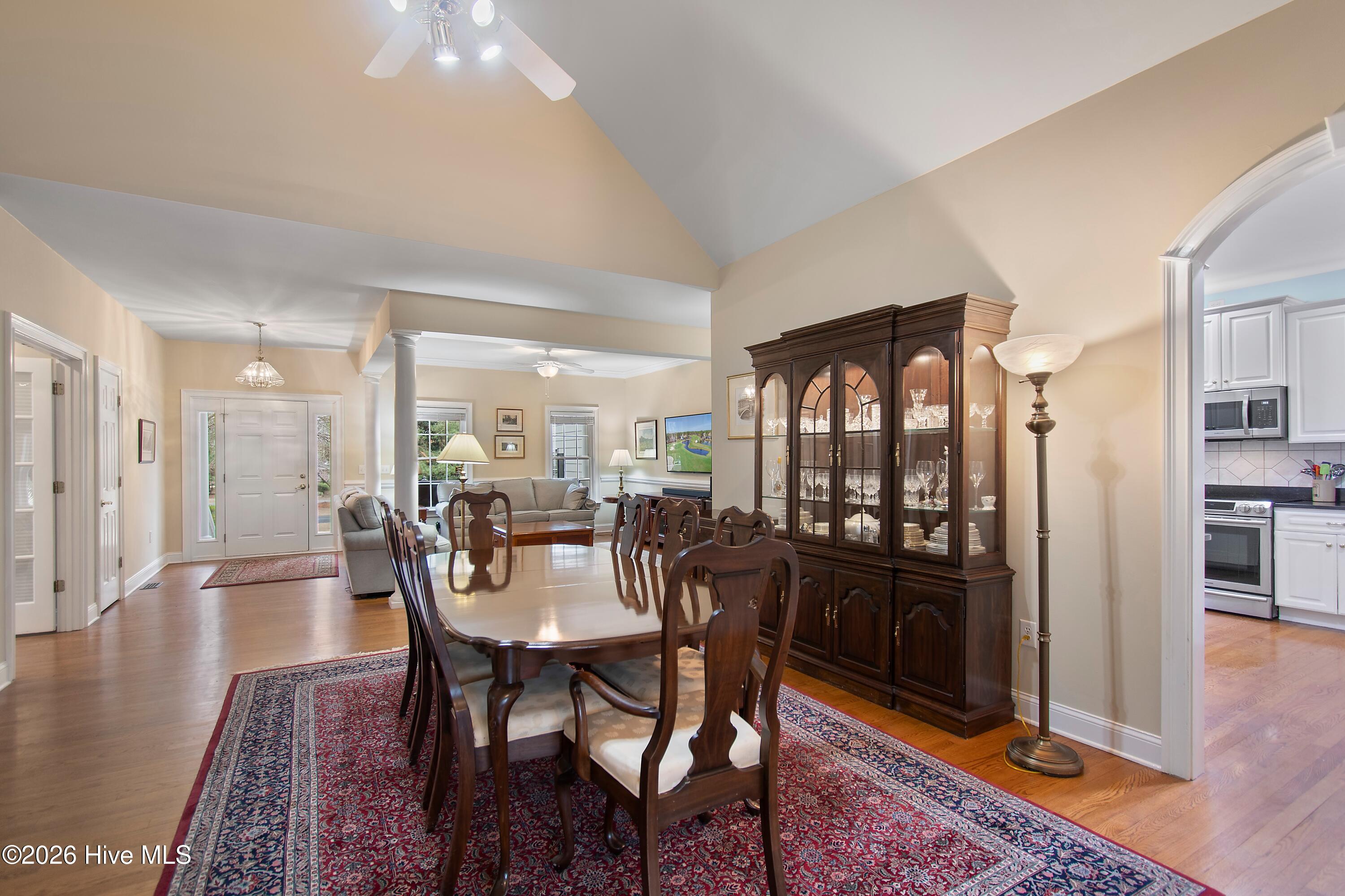 100557471 | Photo 17