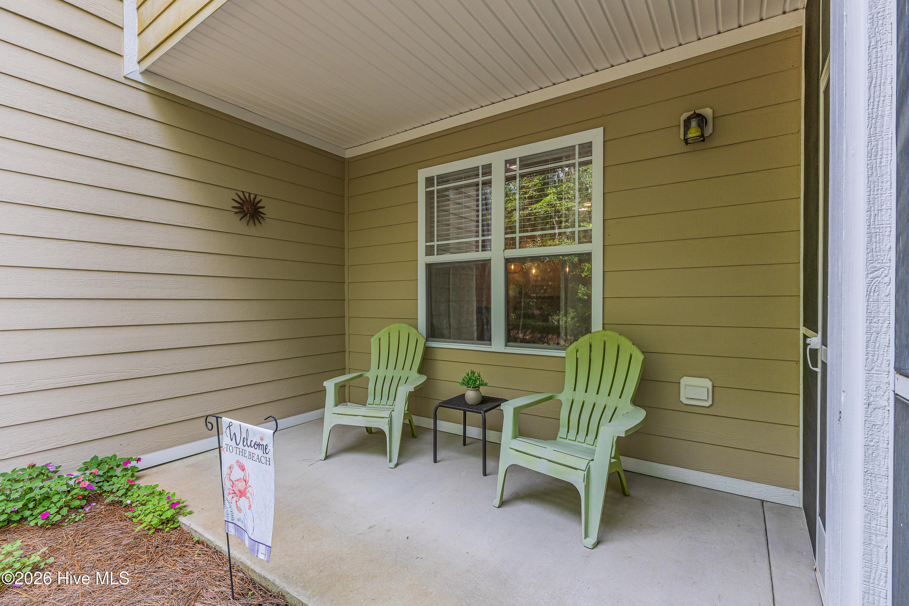 100555725 | Photo 36