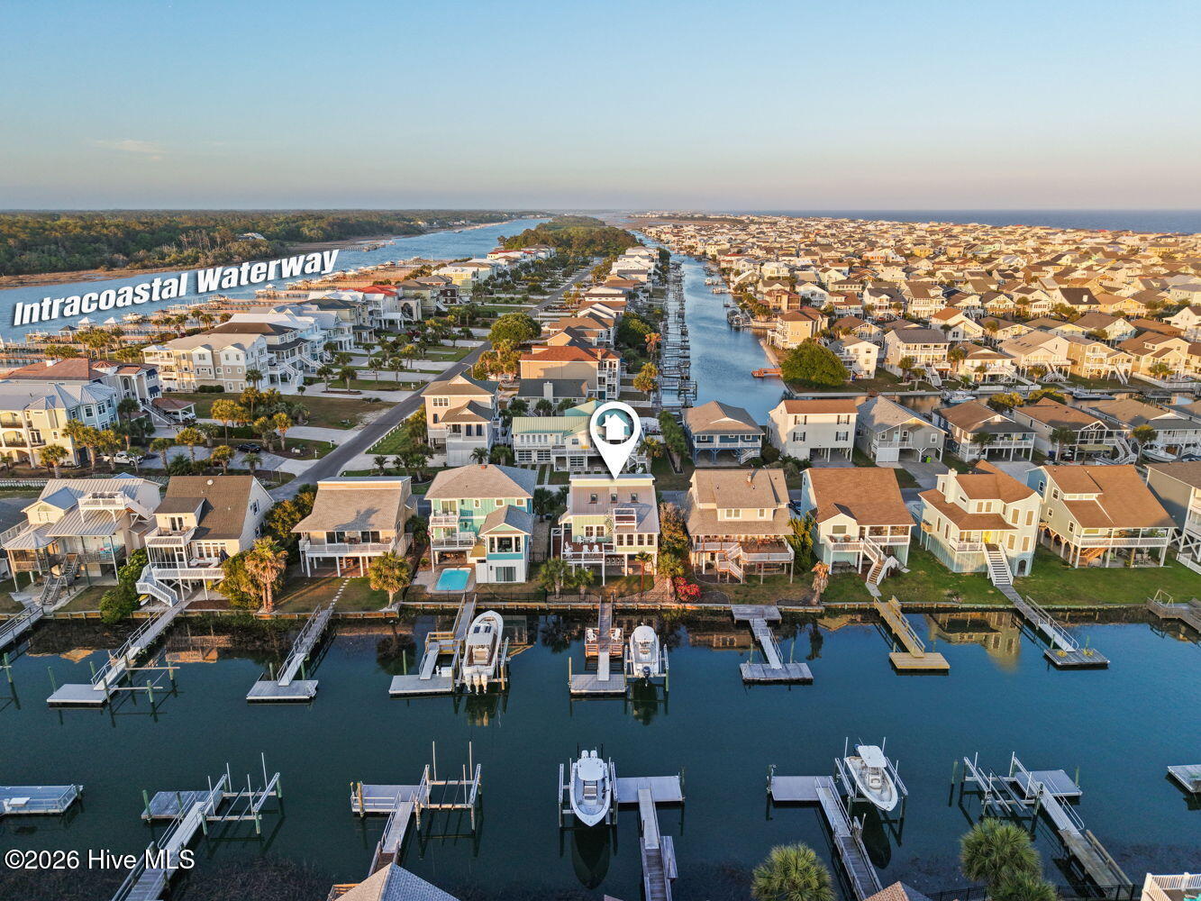 100569670 | Photo 47