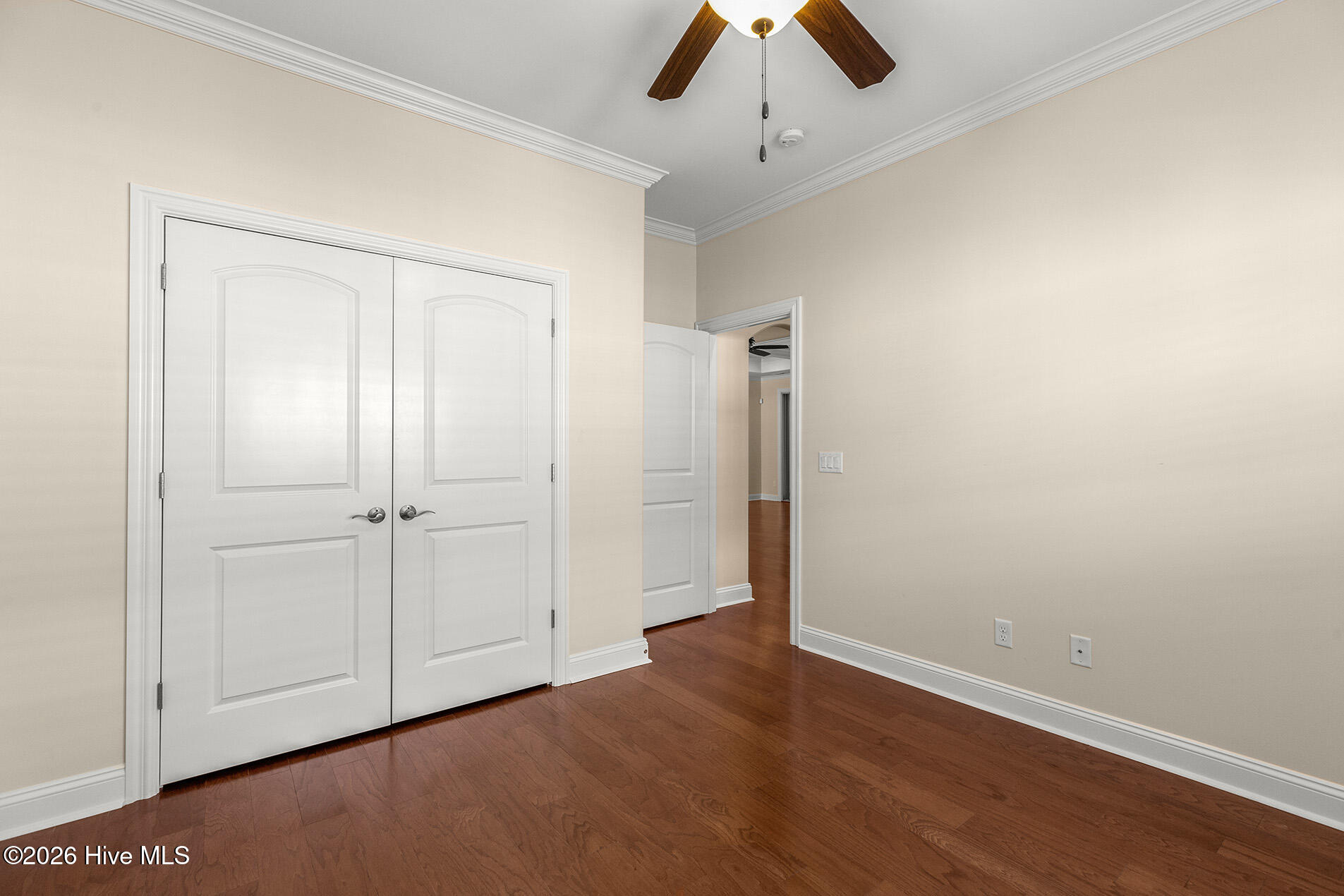 100556141 | Photo 33