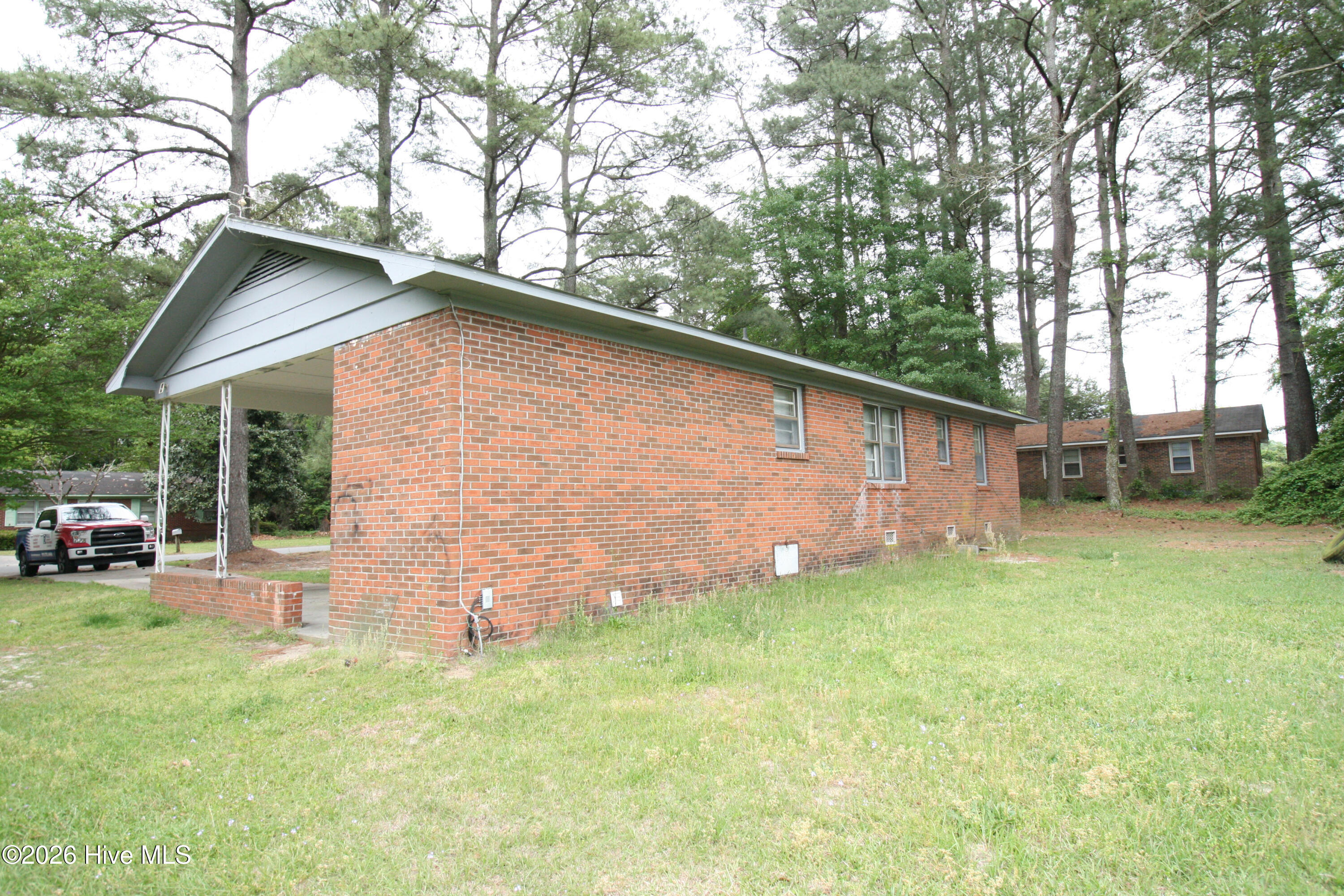 Exterior photo of 209 Sycamore Street, Kenansville, NC 28349. MLS: 100586969