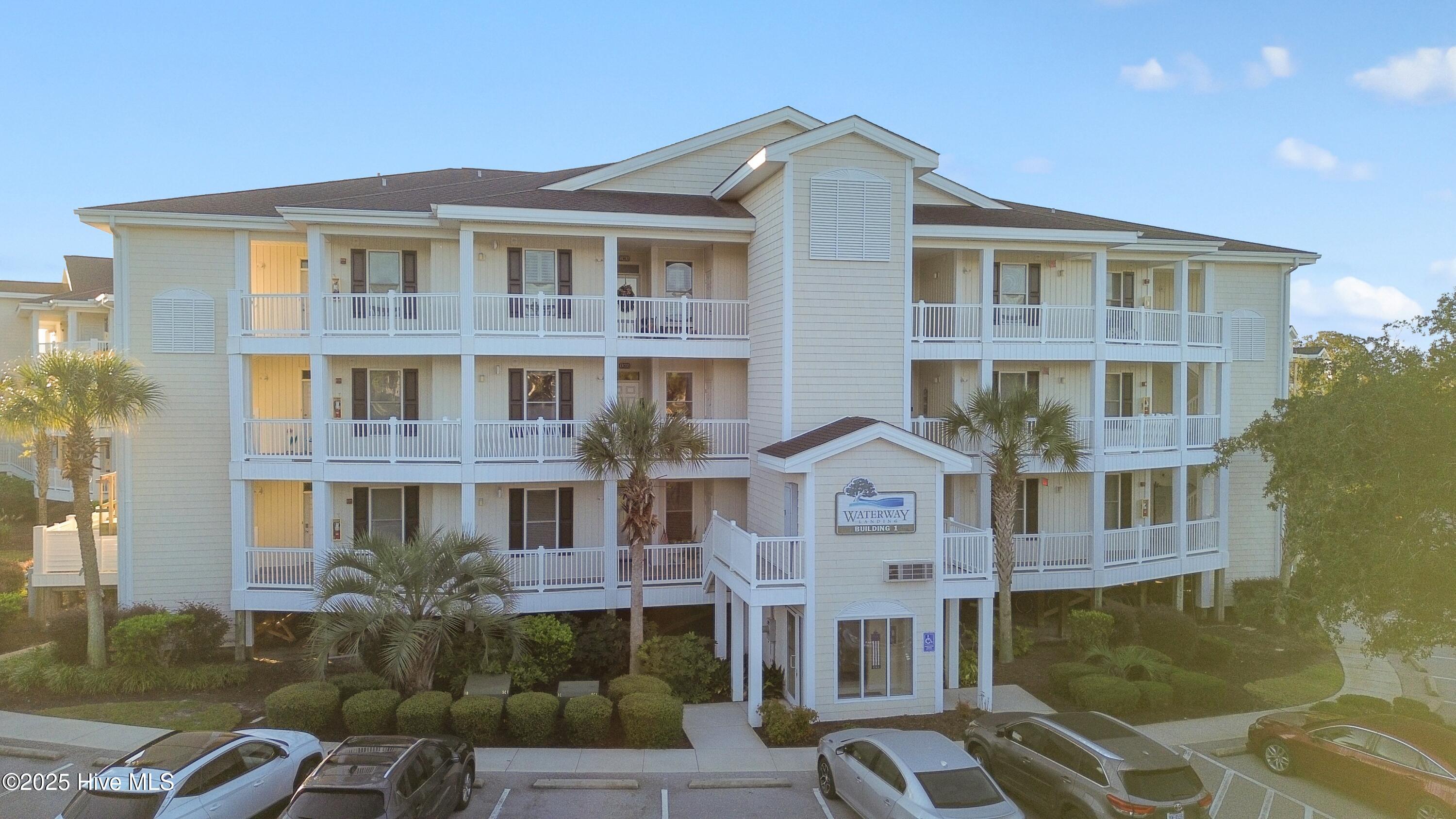 100536707 | Photo 32