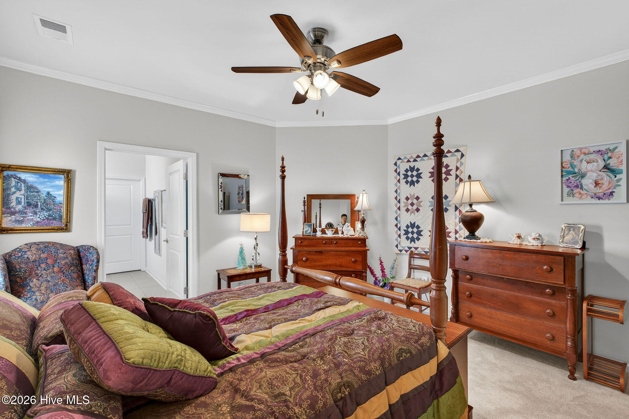 100560495 | Photo 18