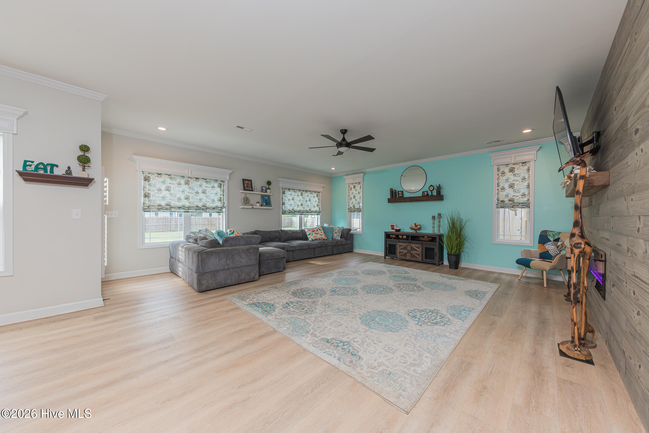 100551491 | Photo 13