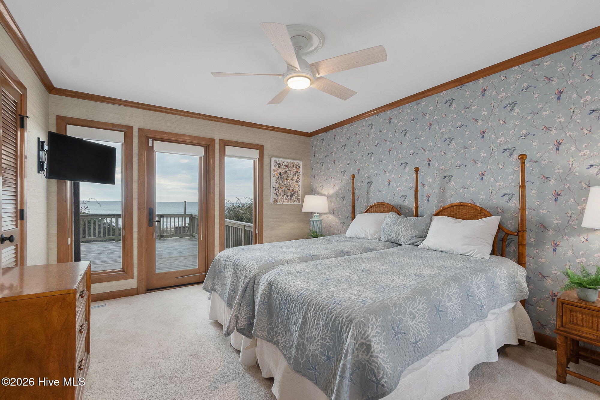 with en suite and patio access