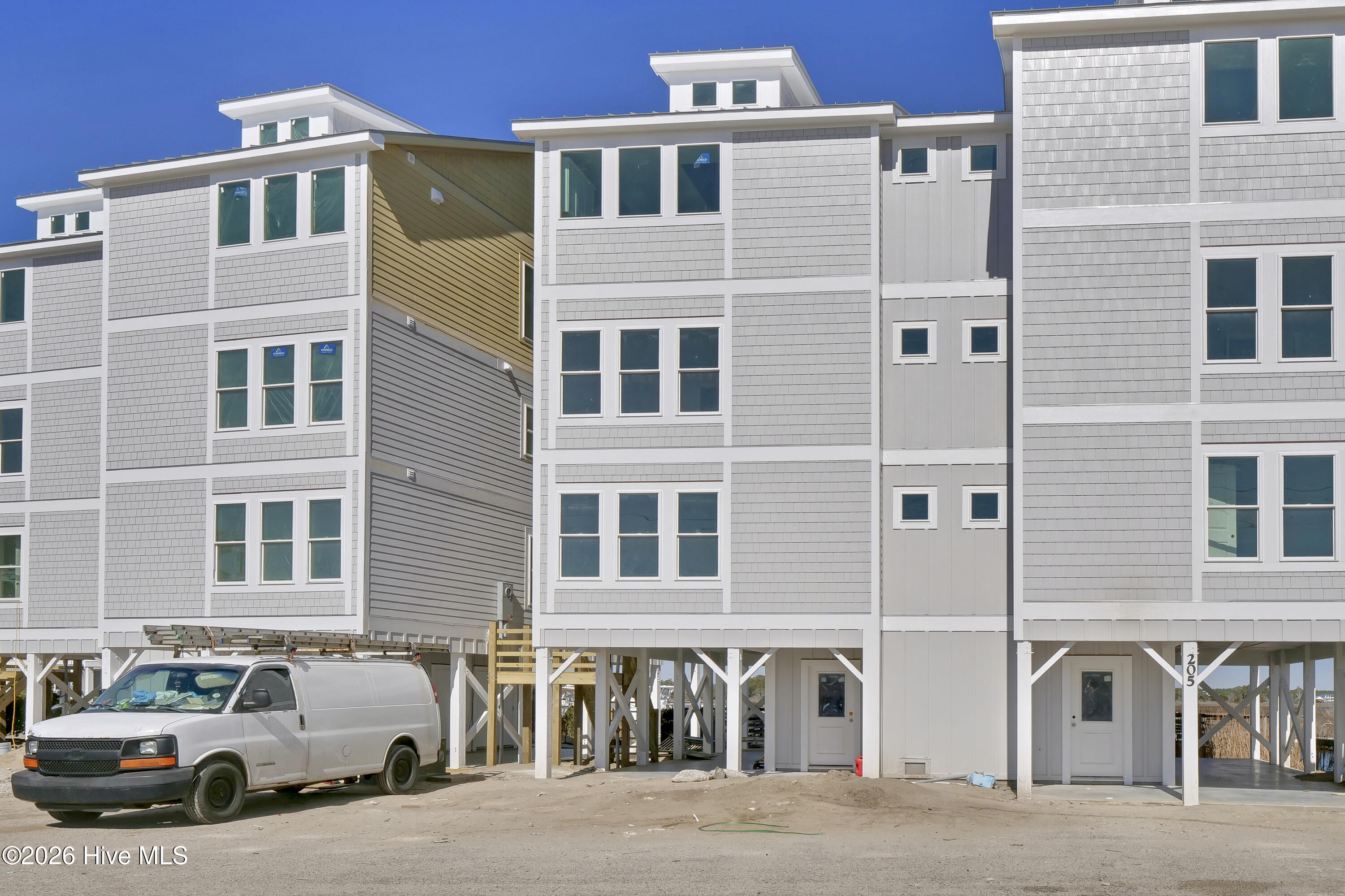 205 N New River Drive, Surf City, NC 28445 – photo 8: P3100005