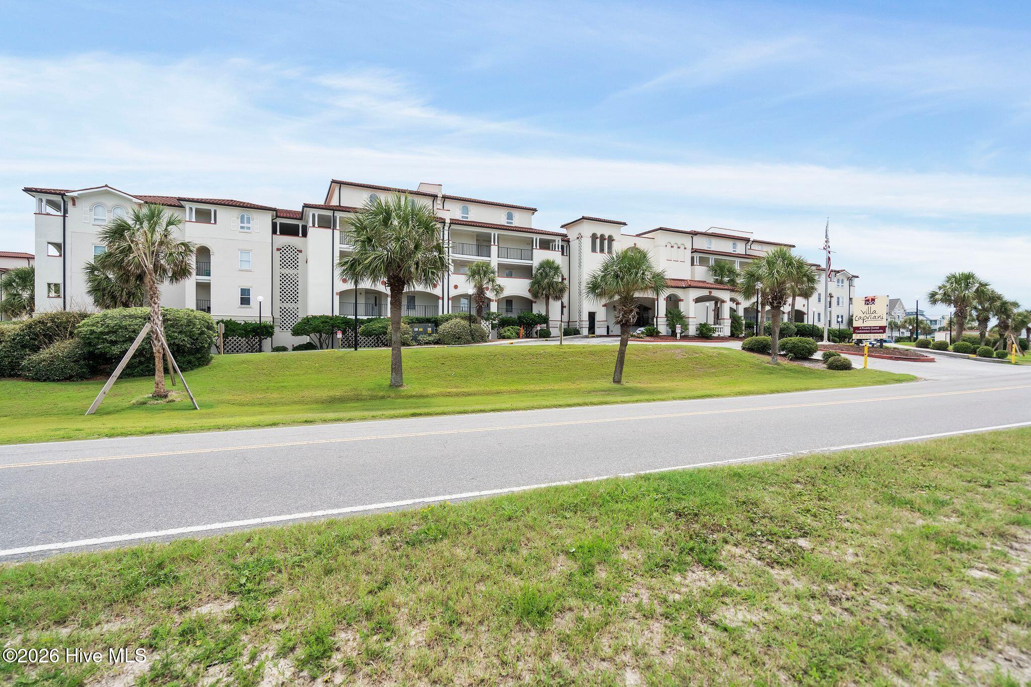 100564171 | Photo 44