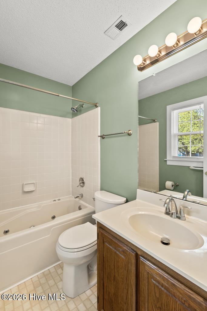 100566141 | Photo 27