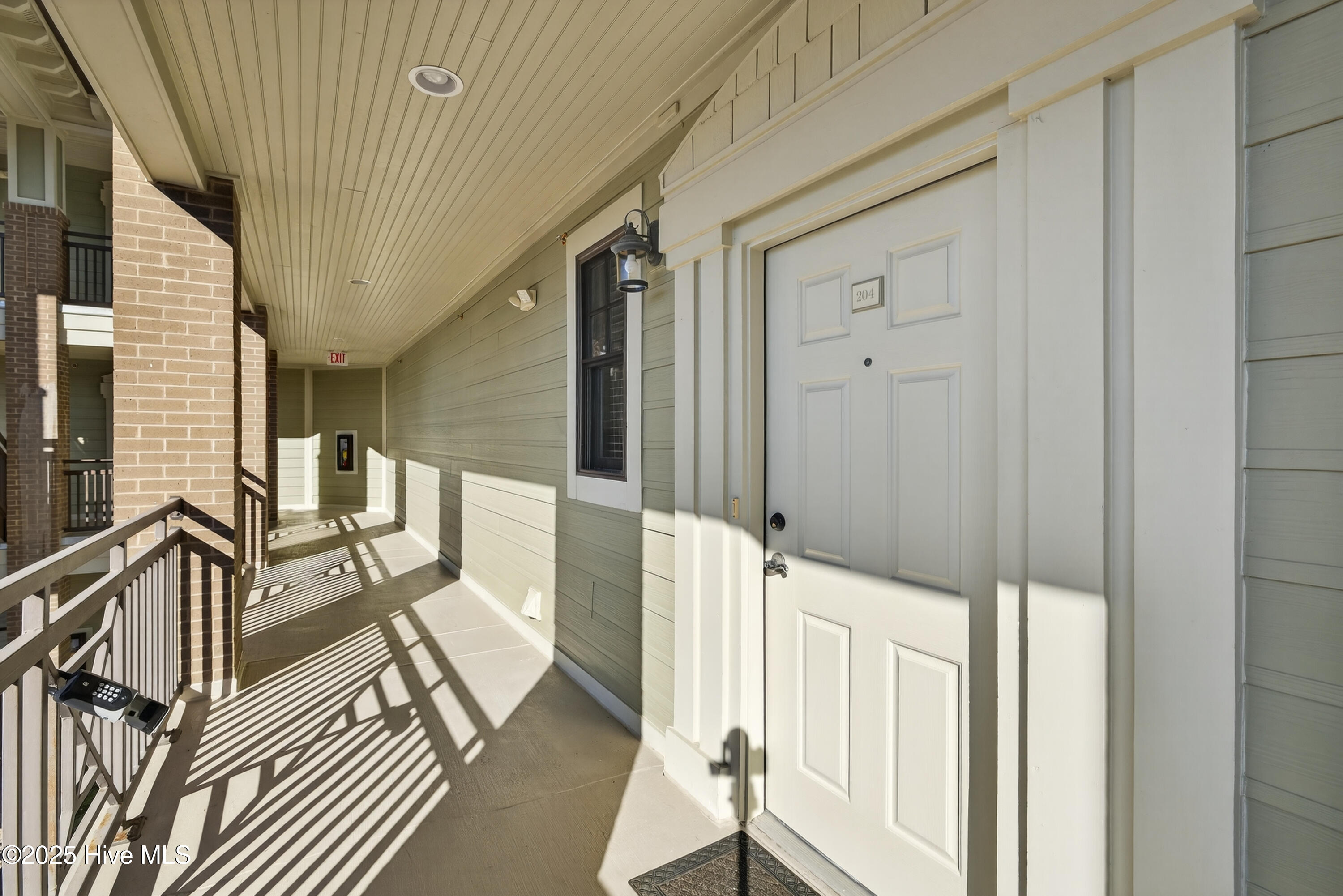 100536723 | Photo 27