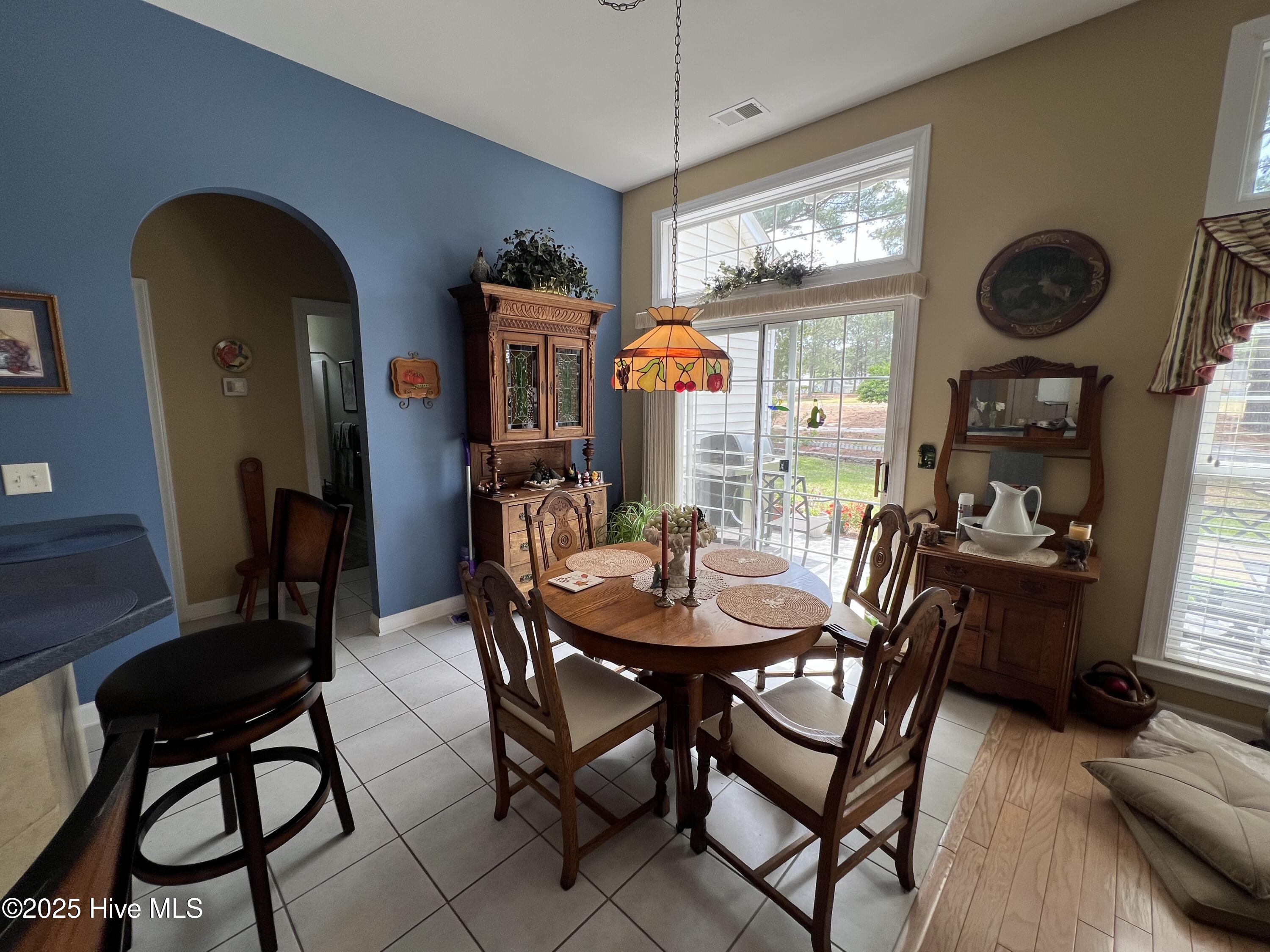 7473 Balmore Drive SW, Sunset Beach, NC 28468 – photo 14: Dinette