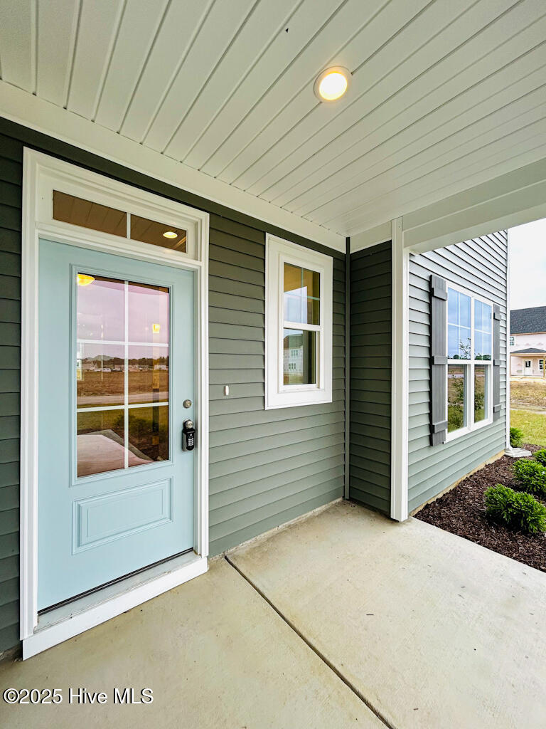 802 Tupelo Tree Drive, Hubert, NC, 28539