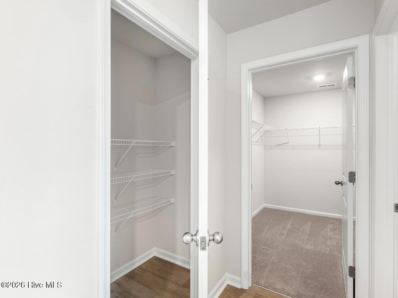 100547920 | Photo 17