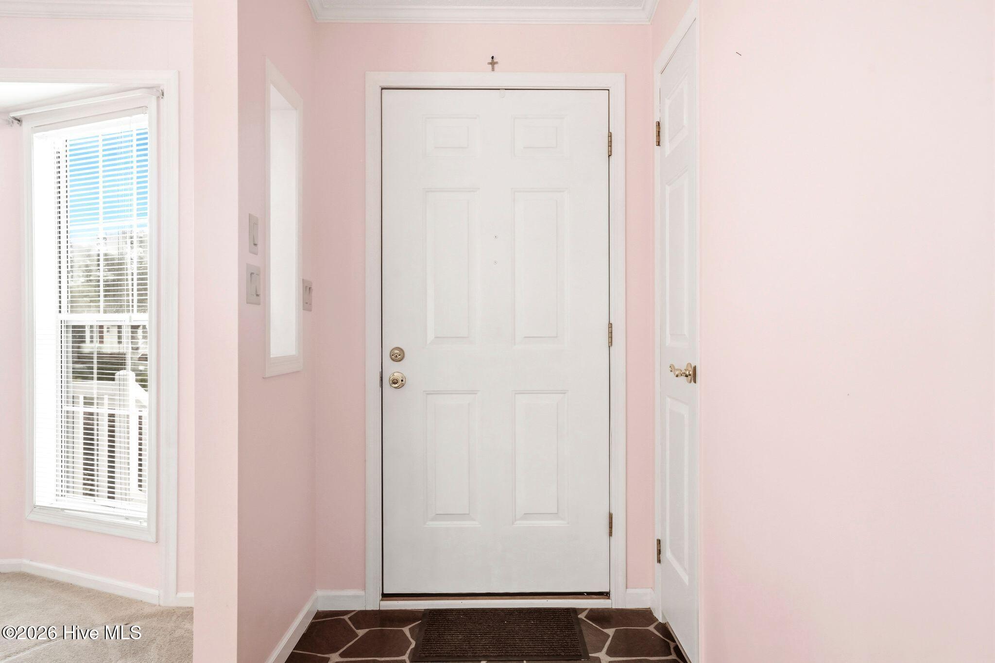 100561756 | Photo 24